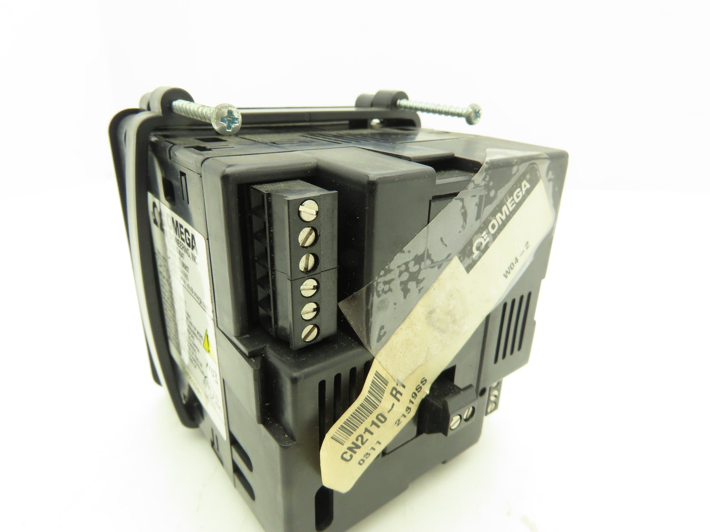 Omega CN2110-R1 Temperature Controller Module 120-240VAC