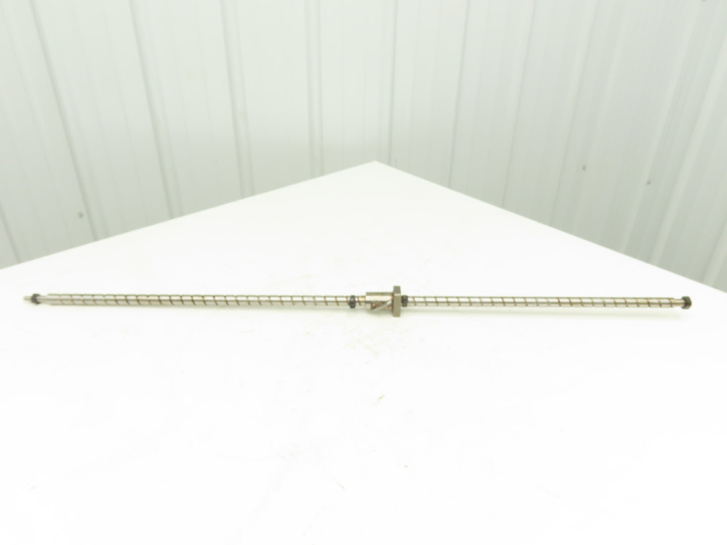 IKO LWL20R1560BCSHS2 Ball Screw 20mm x 1135mm 20mm Pitch 20mm Lead NSK Nut