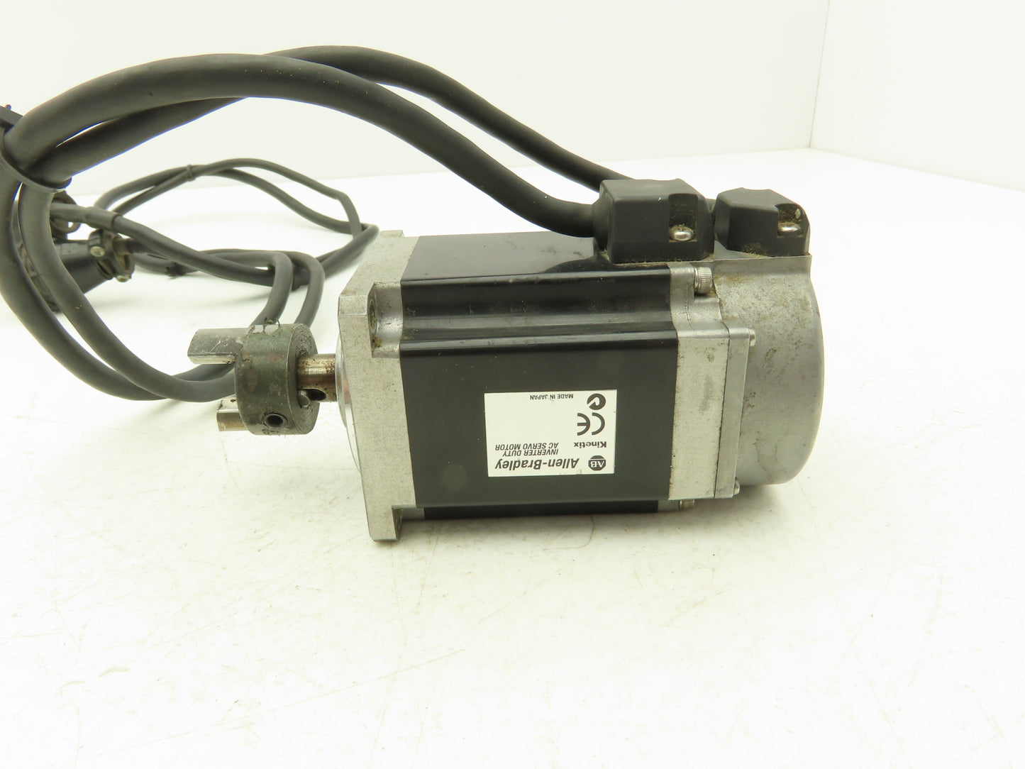 Allen Bradley TLY-A230T-HJ62AA AC Servo Motor.45kw 6000 RPM