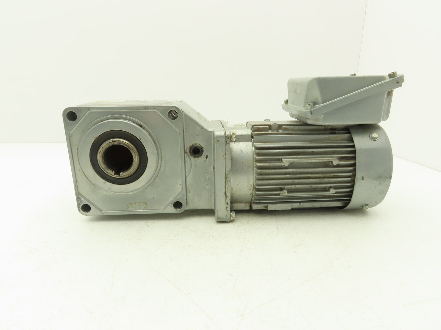 Sumitomo RNFMS05-1320LC-X1-25 Gearmotor 25:1 Ratio .5Hp 70rpm 3PH Hollow Shaft