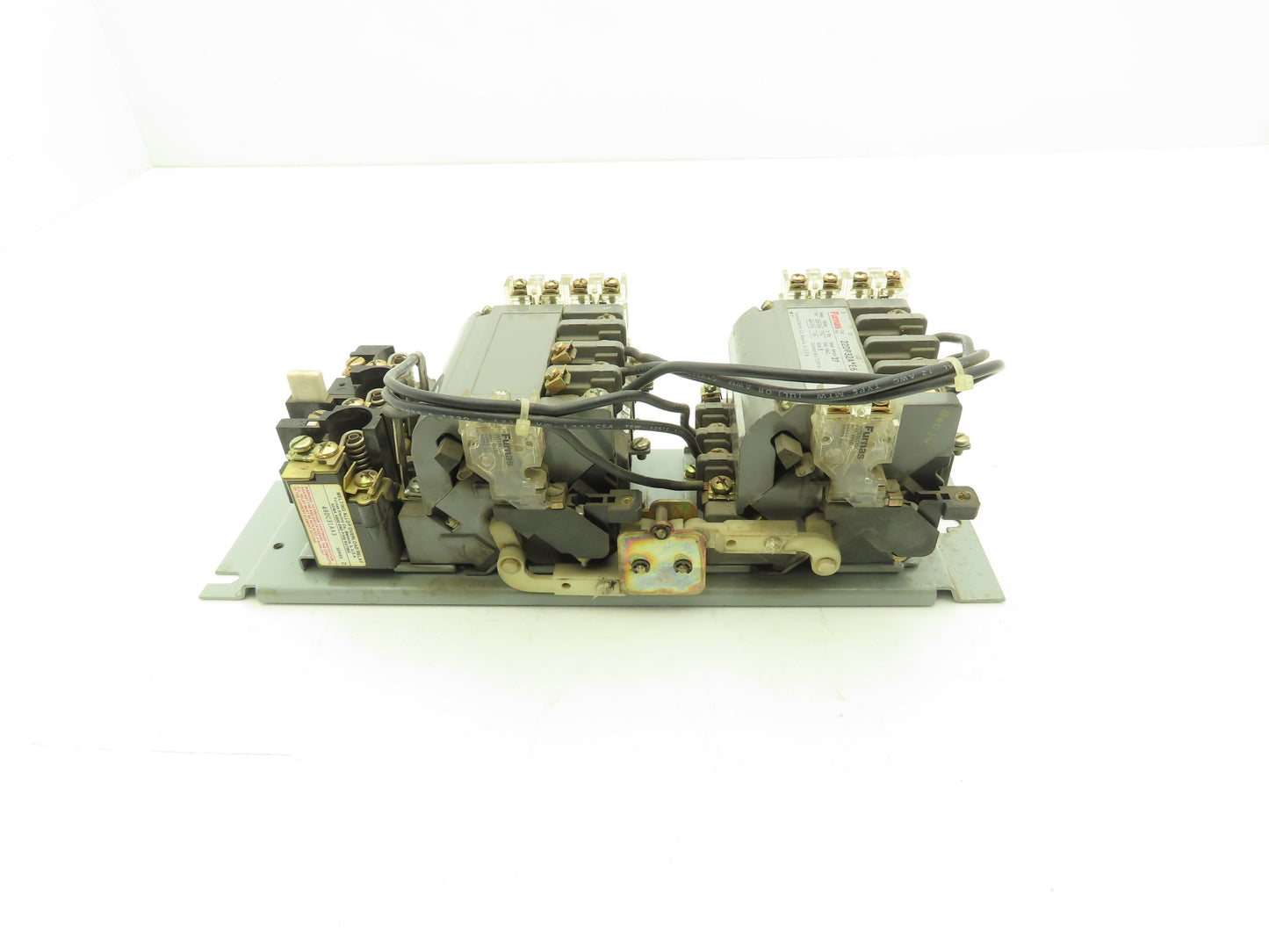 Furnas 22DP32A*E6 Reversing Motor Starter 10Hp Size 1 Max 27A 600 VAC Overload