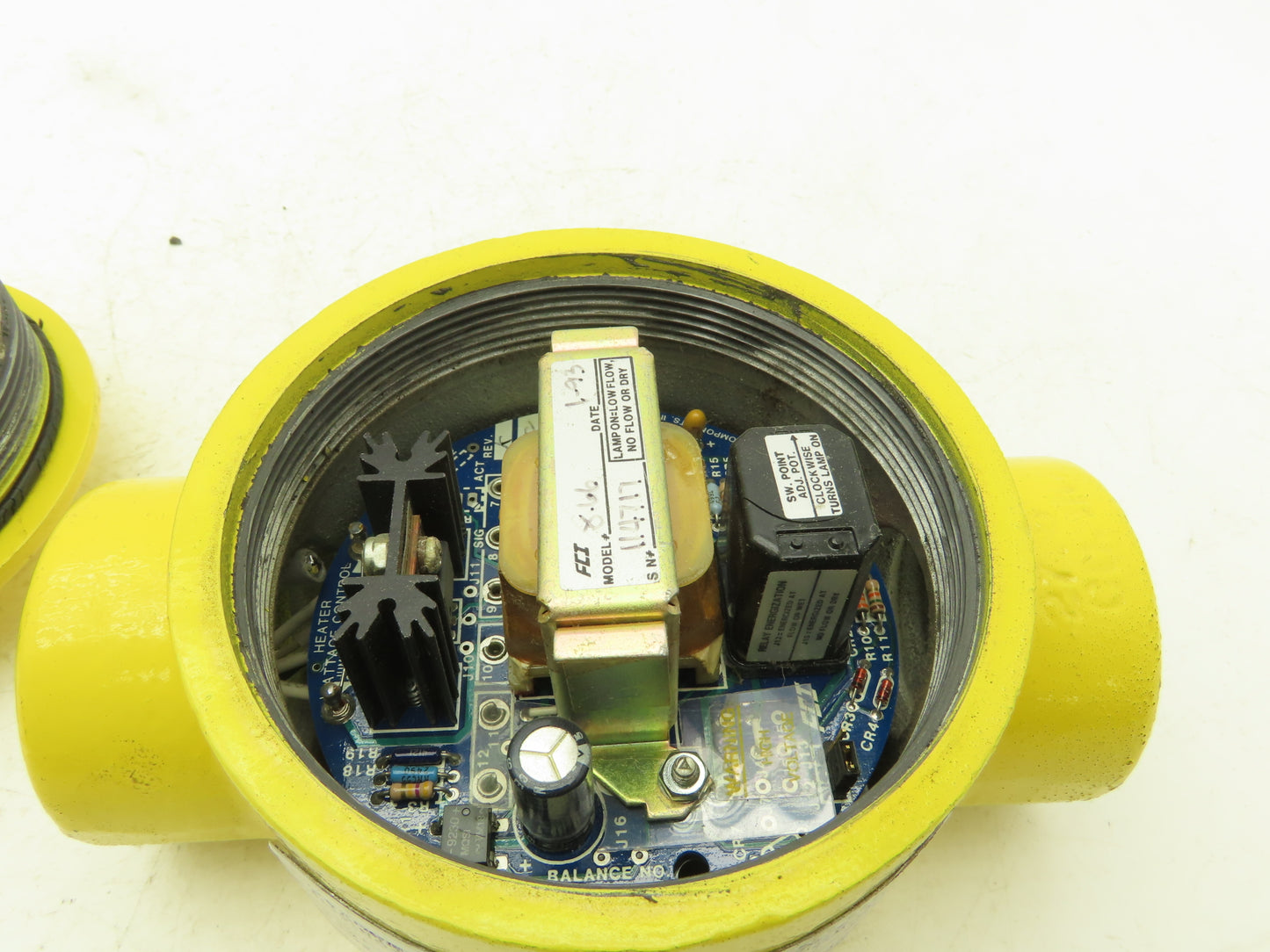 Fluid Components 8-66/1"/4"U/S/WD/V/5181-X/RL15FTPVC/T Flow Switch 1-1/4" NPT