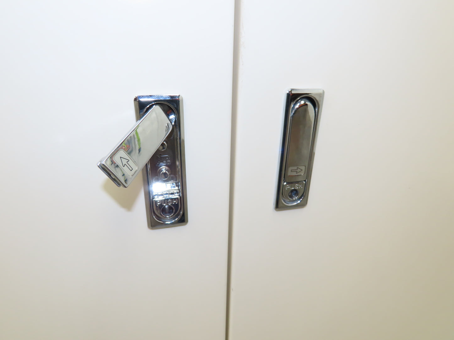 Electrical Enclosure 1200x1000x300mm Dual Door 100 Amp Disconnect 47x39x12"