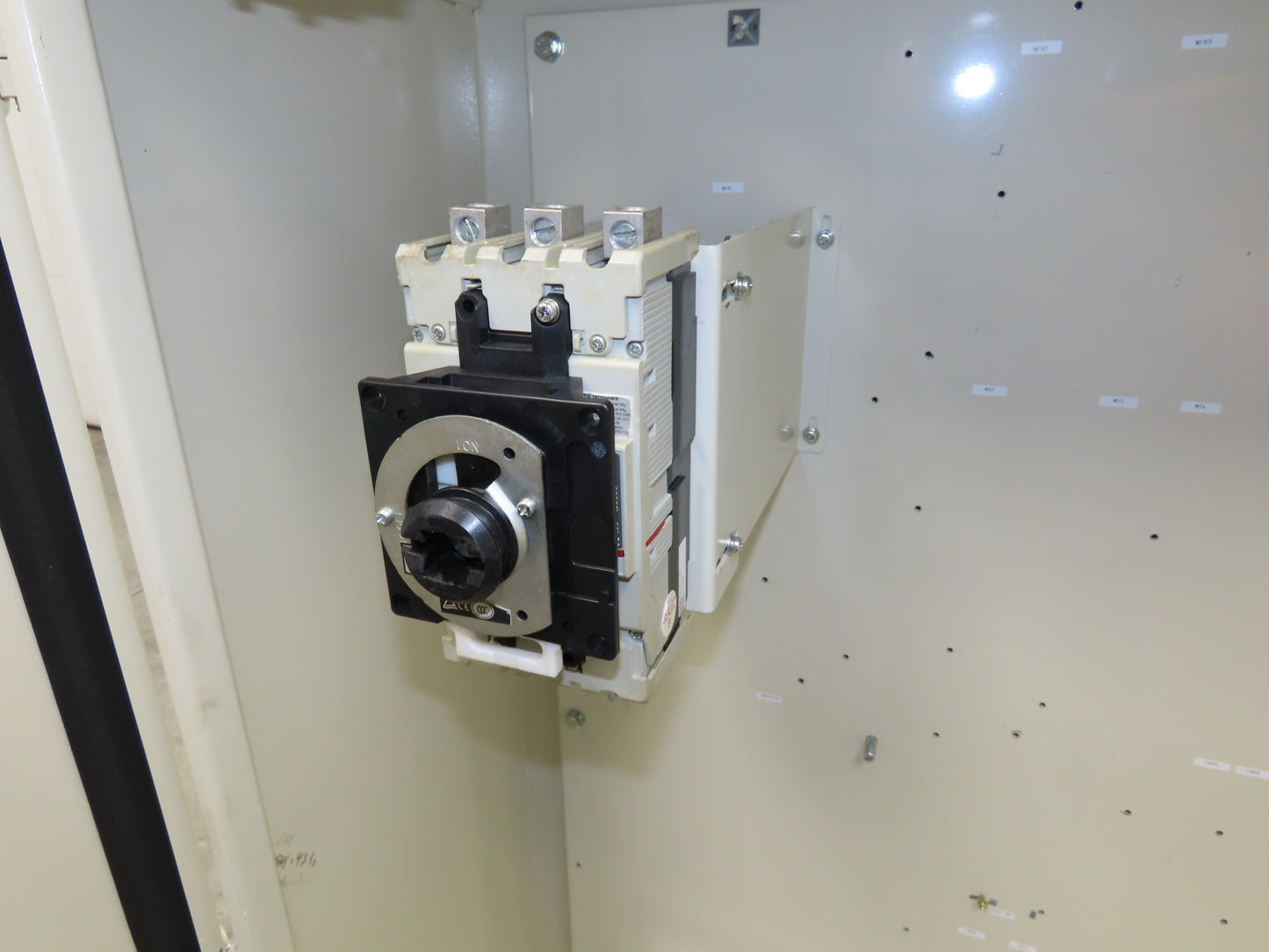 Electrical Enclosure 1200x1200x340mm Dual Door 125 Amp Disconnect 47x47x13"