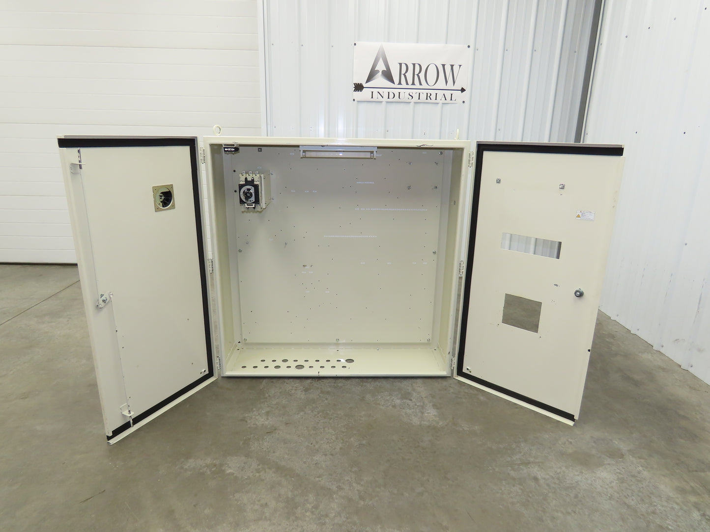 Electrical Enclosure 1200x1200x340mm Dual Door 125 Amp Disconnect 47x47x13"