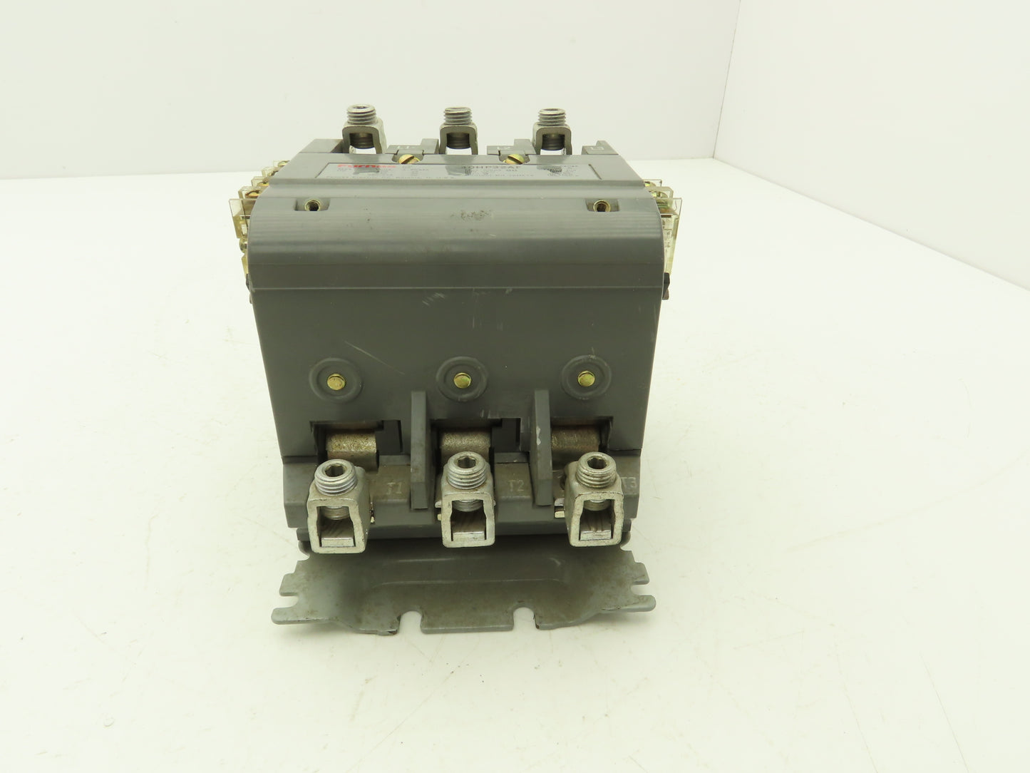 Furnas 40HP32AF Contactor Motor Starter 3Ph 600v 50Hp Ser A Coil 120v Size 3 90A