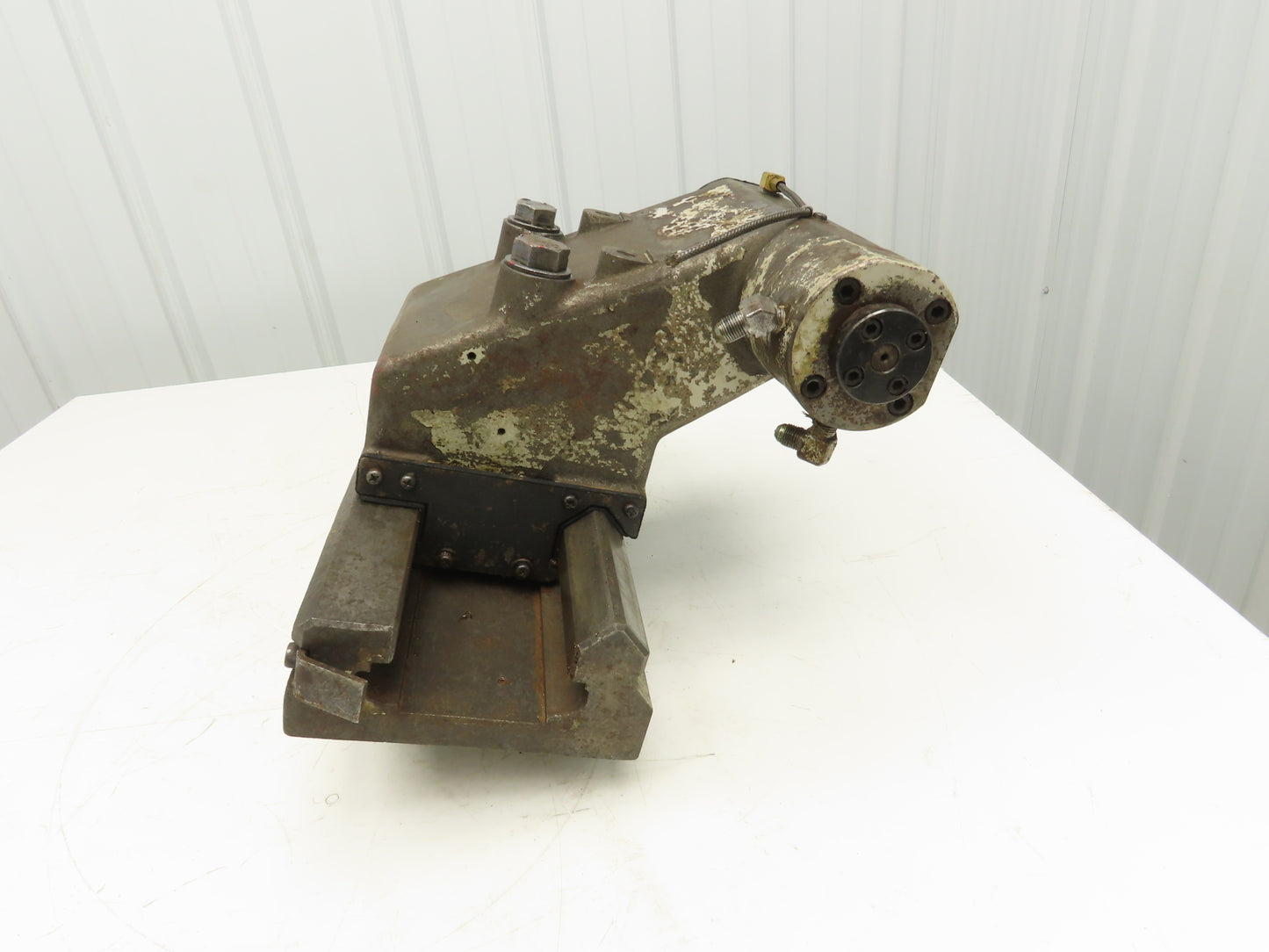 Yamazaki Mazak QT-8 Quick Turn 8 CNC Lathe Tailstock With Bed Rails