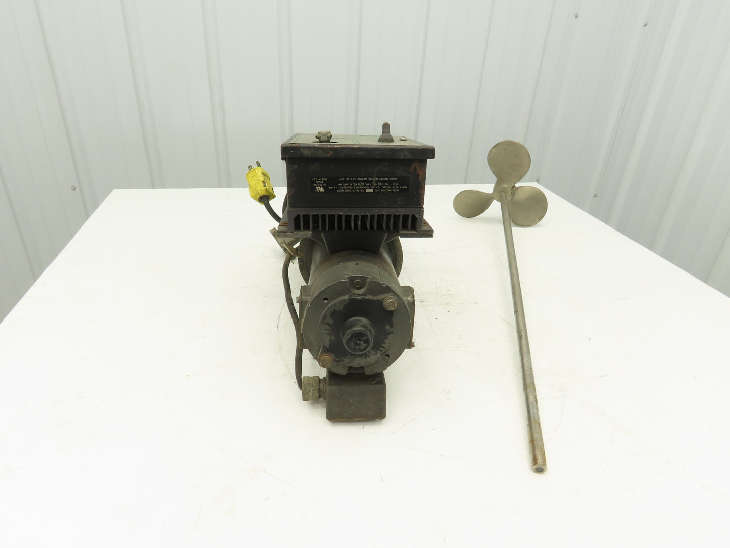 Mix-Mor D-13 Accumix Tank Mixer Clamp-On Agitator Drive 115V Variable Speed