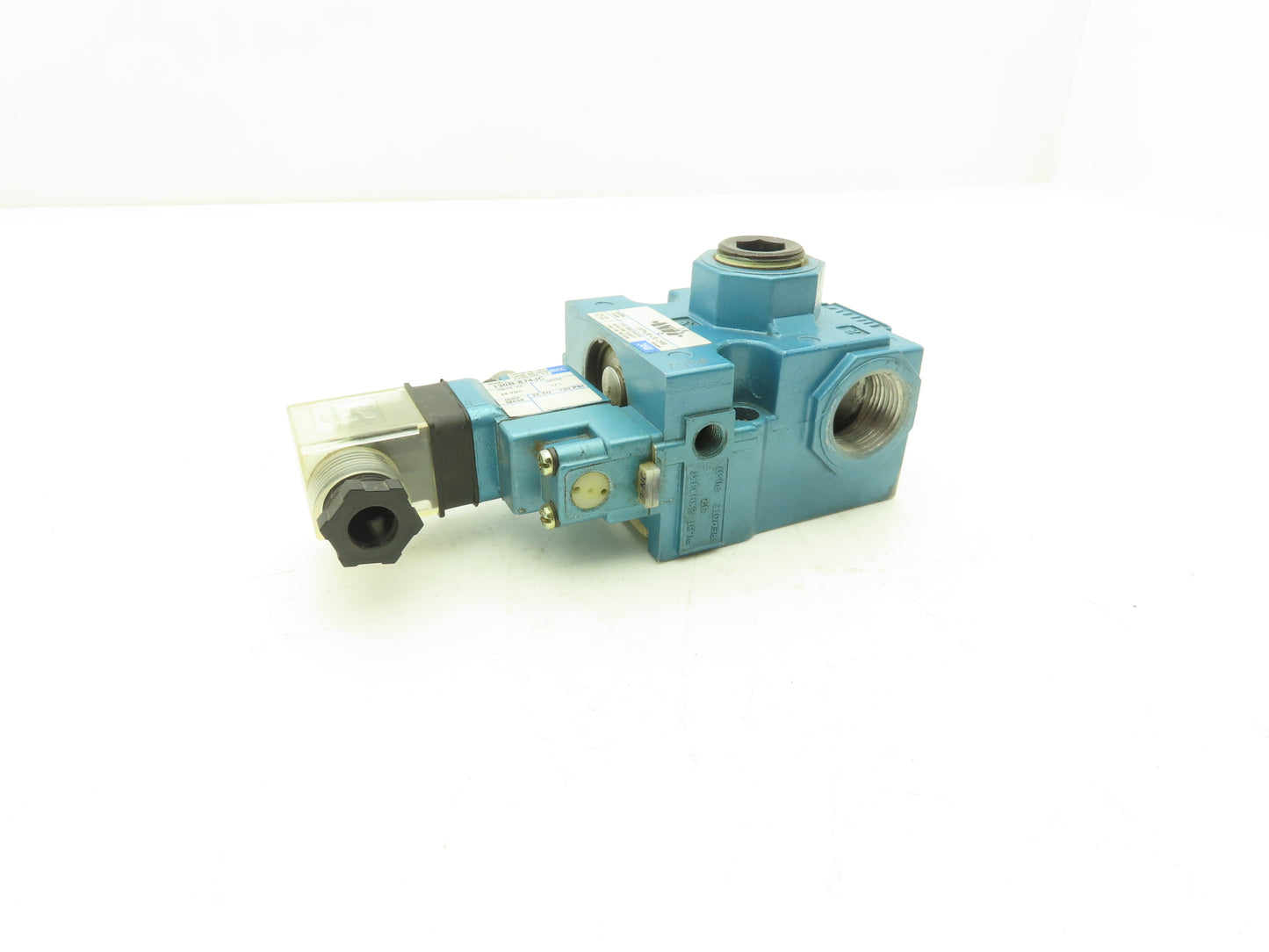 MAC 56C-37-874JC Pneumatic Piloted Solenoid Valve 3-Way 24VDC 150PSI  3/4NPT