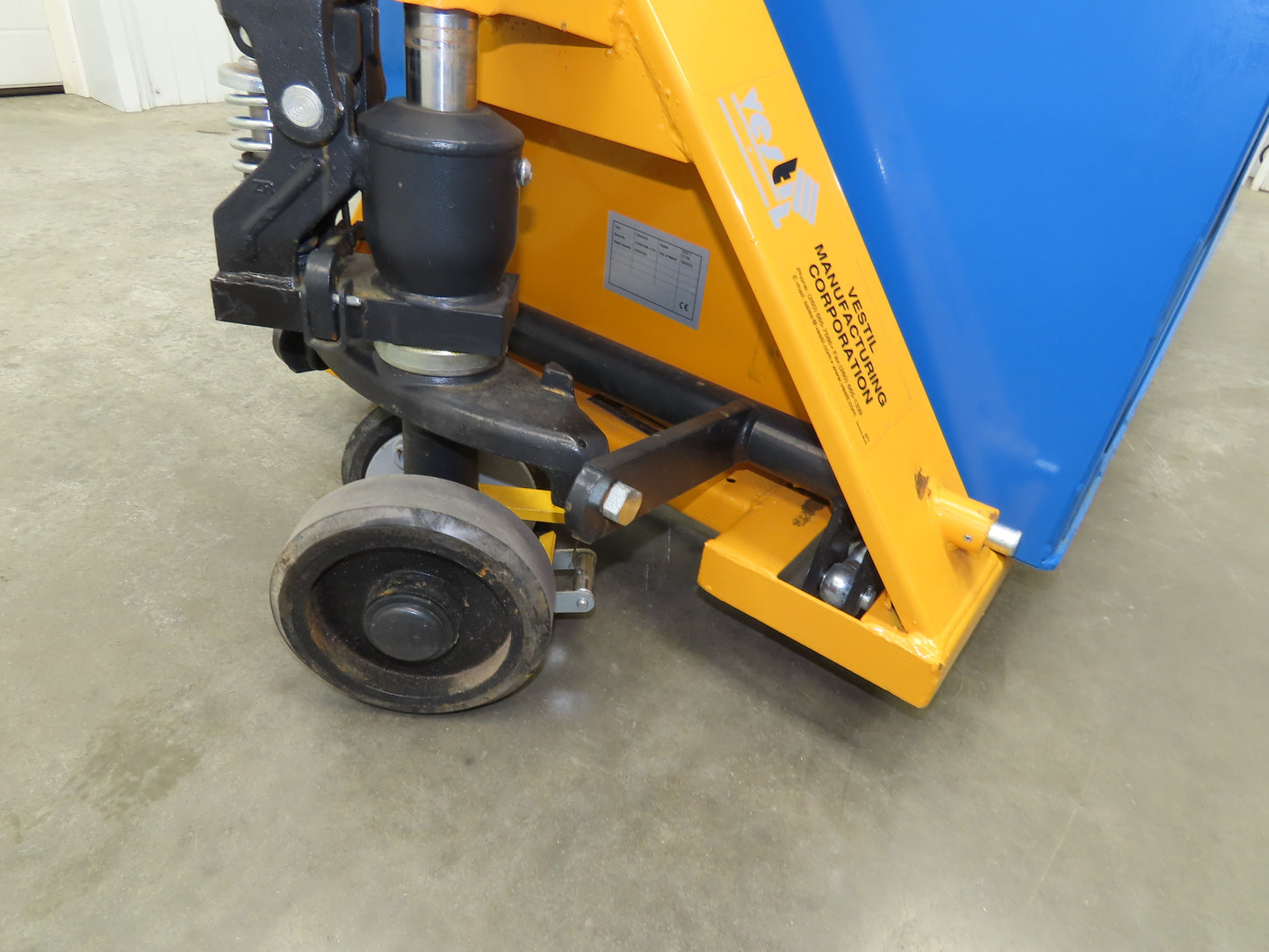 Walkie Battery Transfer Carriage Changer Manual Puller Lift Vestil Pallet Jack