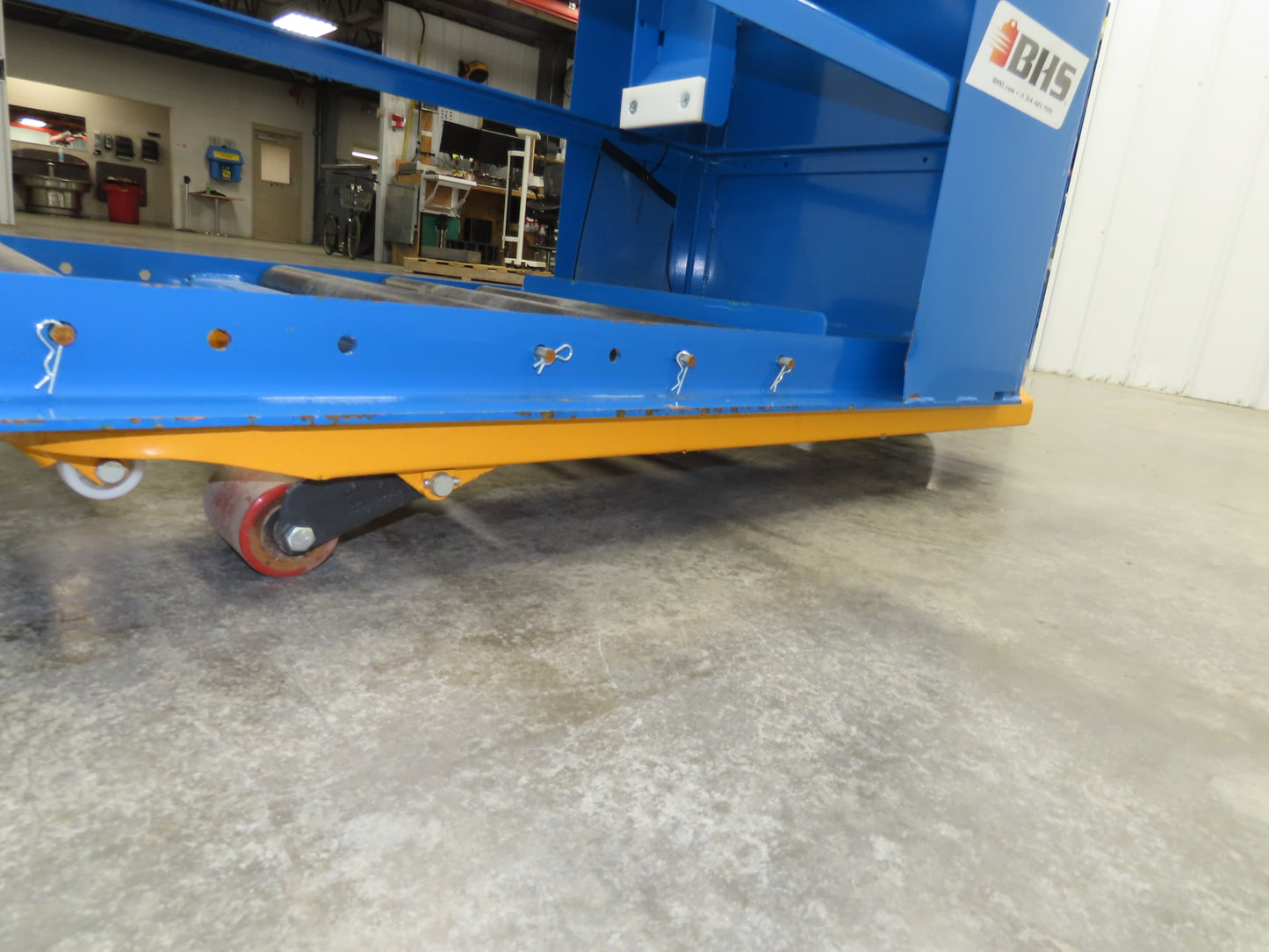 Walkie Battery Transfer Carriage Changer Manual Puller Lift Vestil Pallet Jack