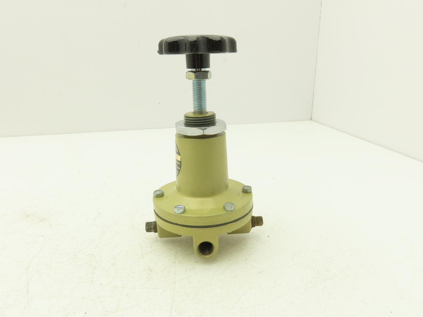 Norgren 11-004-017 Pneumatic Air Pressure Regulator 400PSI Max In 60PSI Out