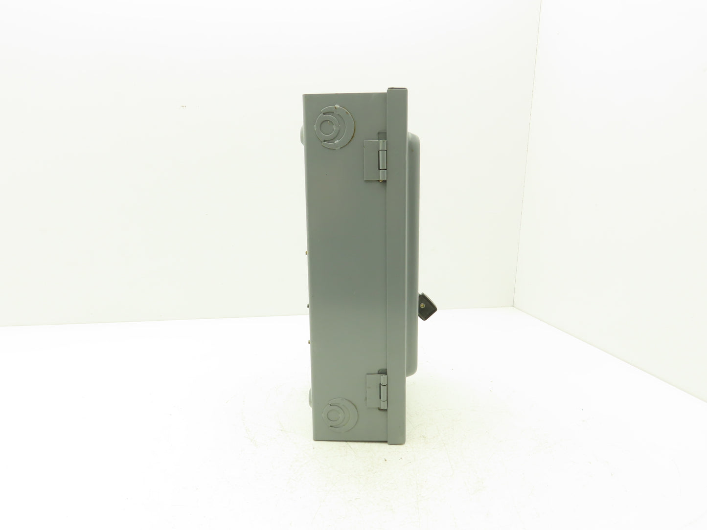 Square D D322N Safety Disconnect Switch 60 Amp 240VAC 3-Pole 4W NEMA Type 1