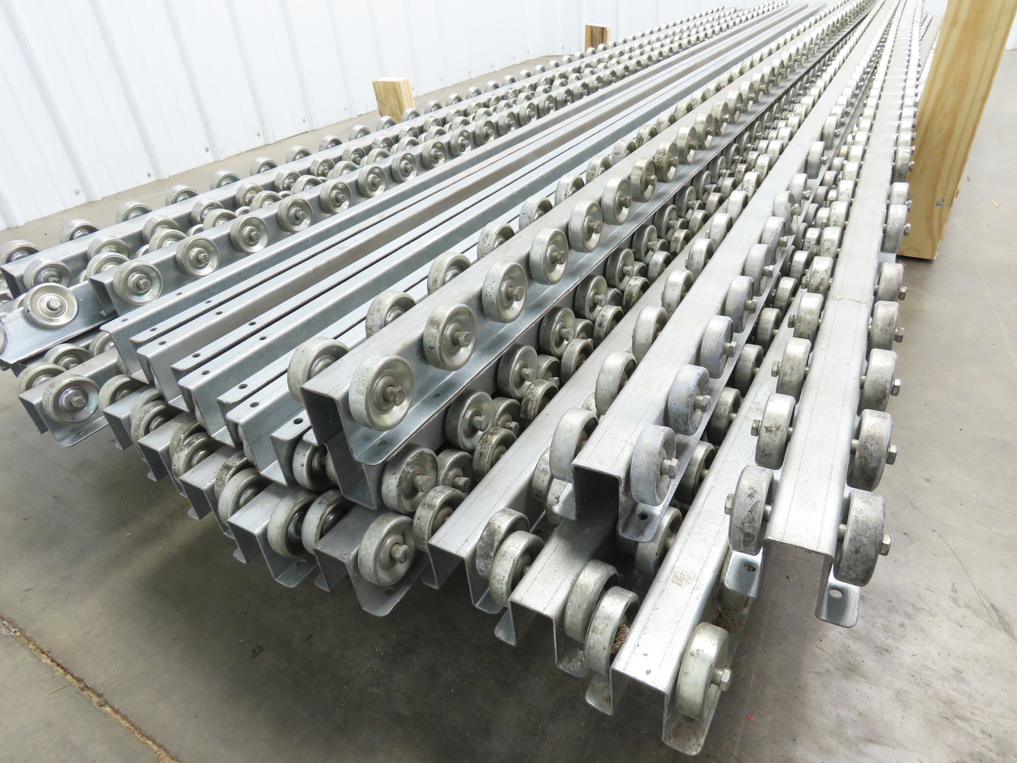 10' Pallet Rack Flow Rail Dual Skate Wheel Conveyor Track 119"  Lot of 24