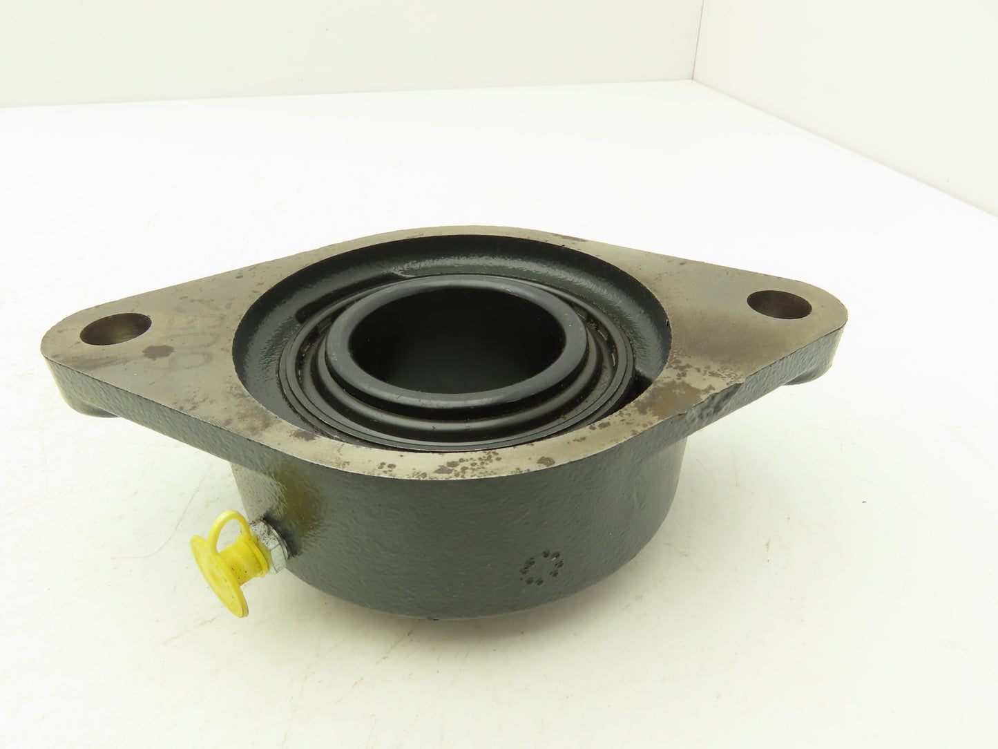 Seal Master SFT-32RC Flange Ball Bearing 2" Bore 2-Bolt Flange Set Screw Lock