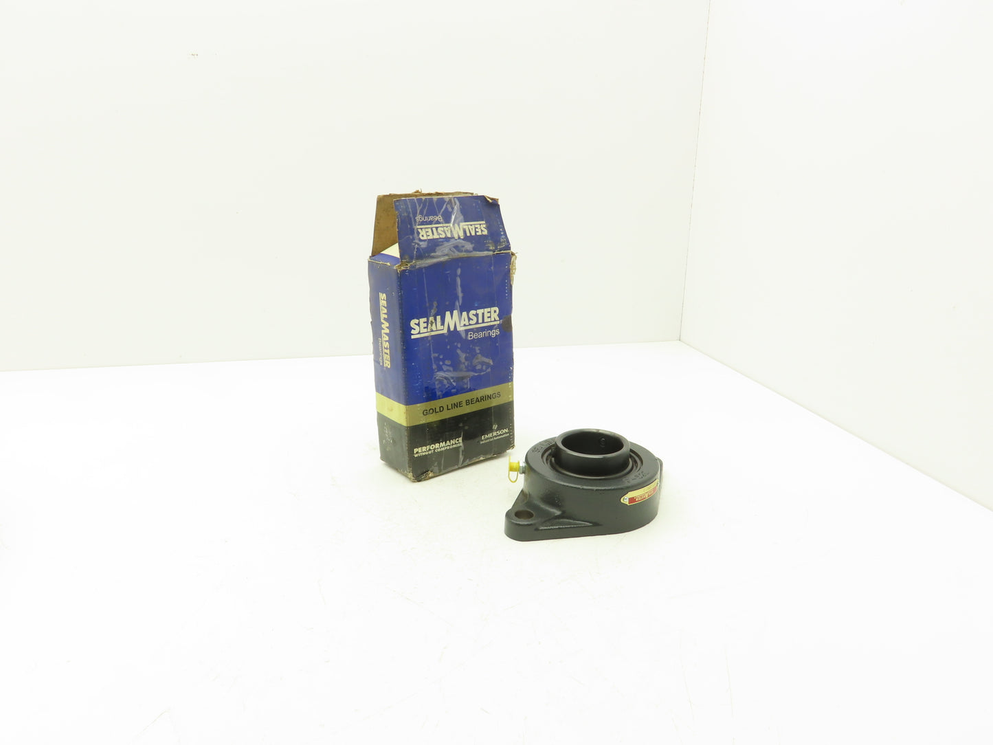 Seal Master SFT-32RC Flange Ball Bearing 2" Bore 2-Bolt Flange Set Screw Lock