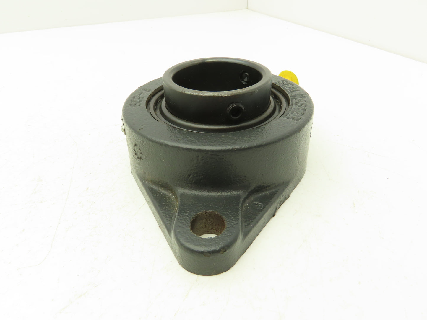 Seal Master SFT-32RC Flange Ball Bearing 2" Bore 2-Bolt Flange Set Screw Lock