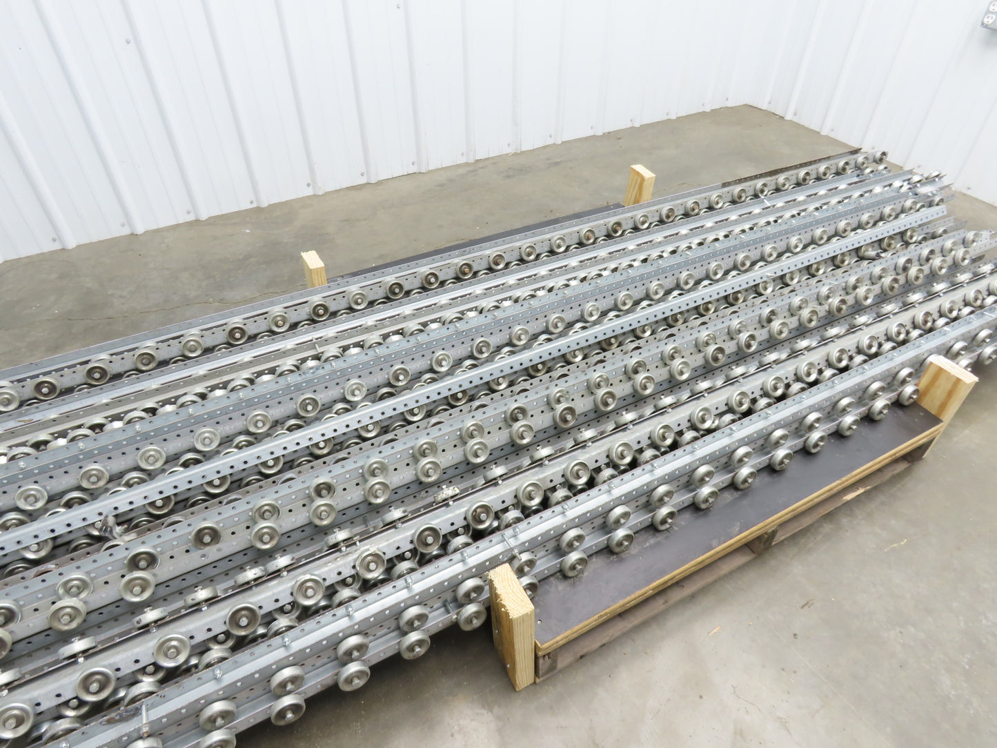 8'-9' Pallet Rack Flow Rail Skate Wheel Conveyor Track C-Channel  Lot of 30