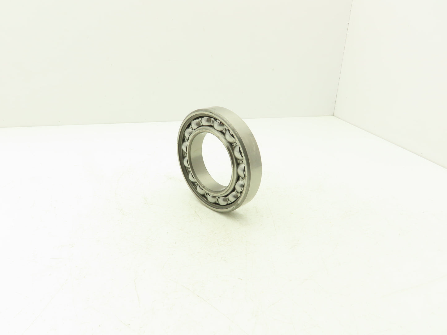 SKF 216 Radial Deep Groove Ball Bearing 80mm ID x 140mm OD x 26mm Width