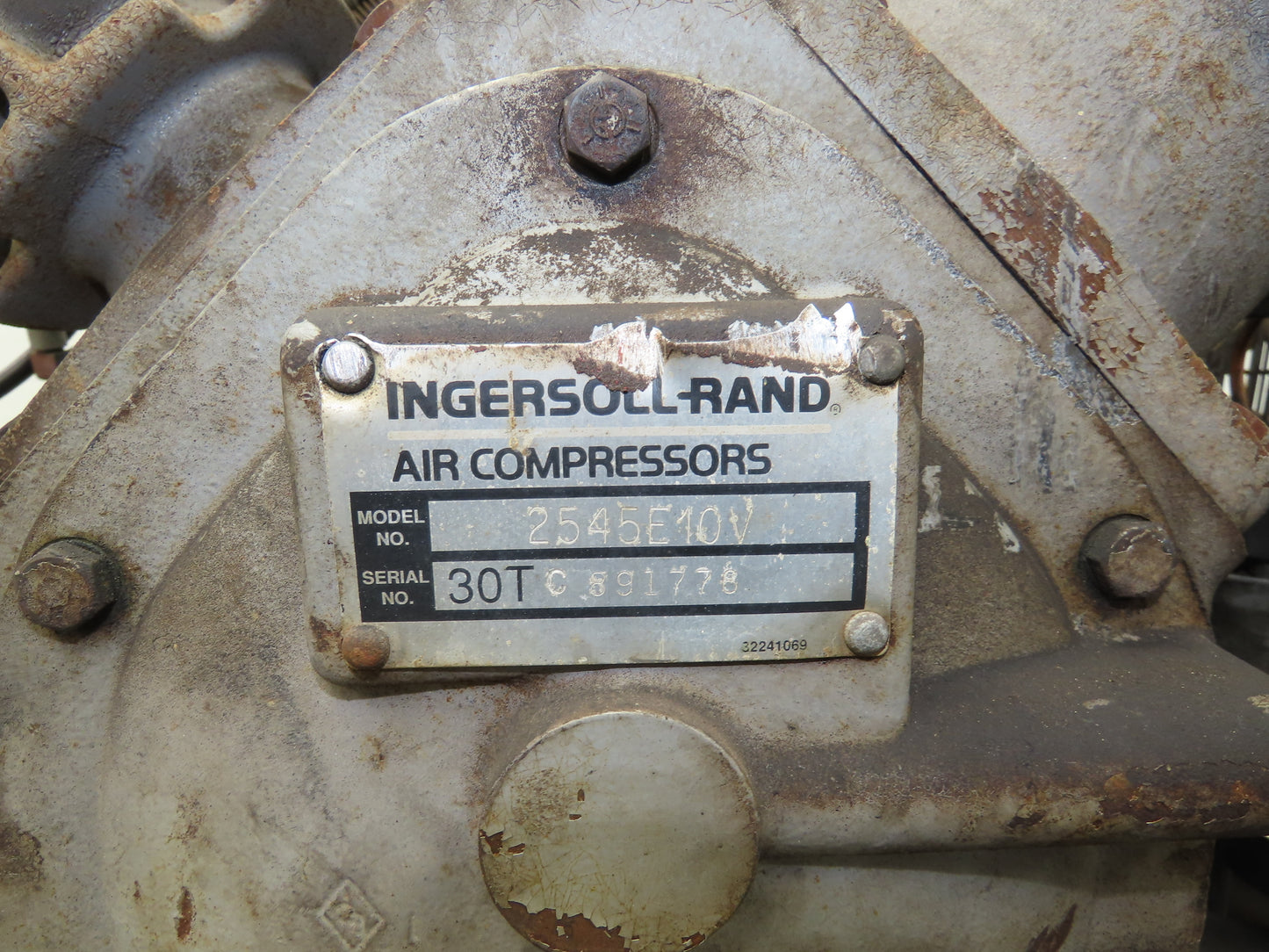 Ingersoll Rand Reciprocating Air Compressor 35 CFM 10 HP 230/460V 3 Ph 120 Gal