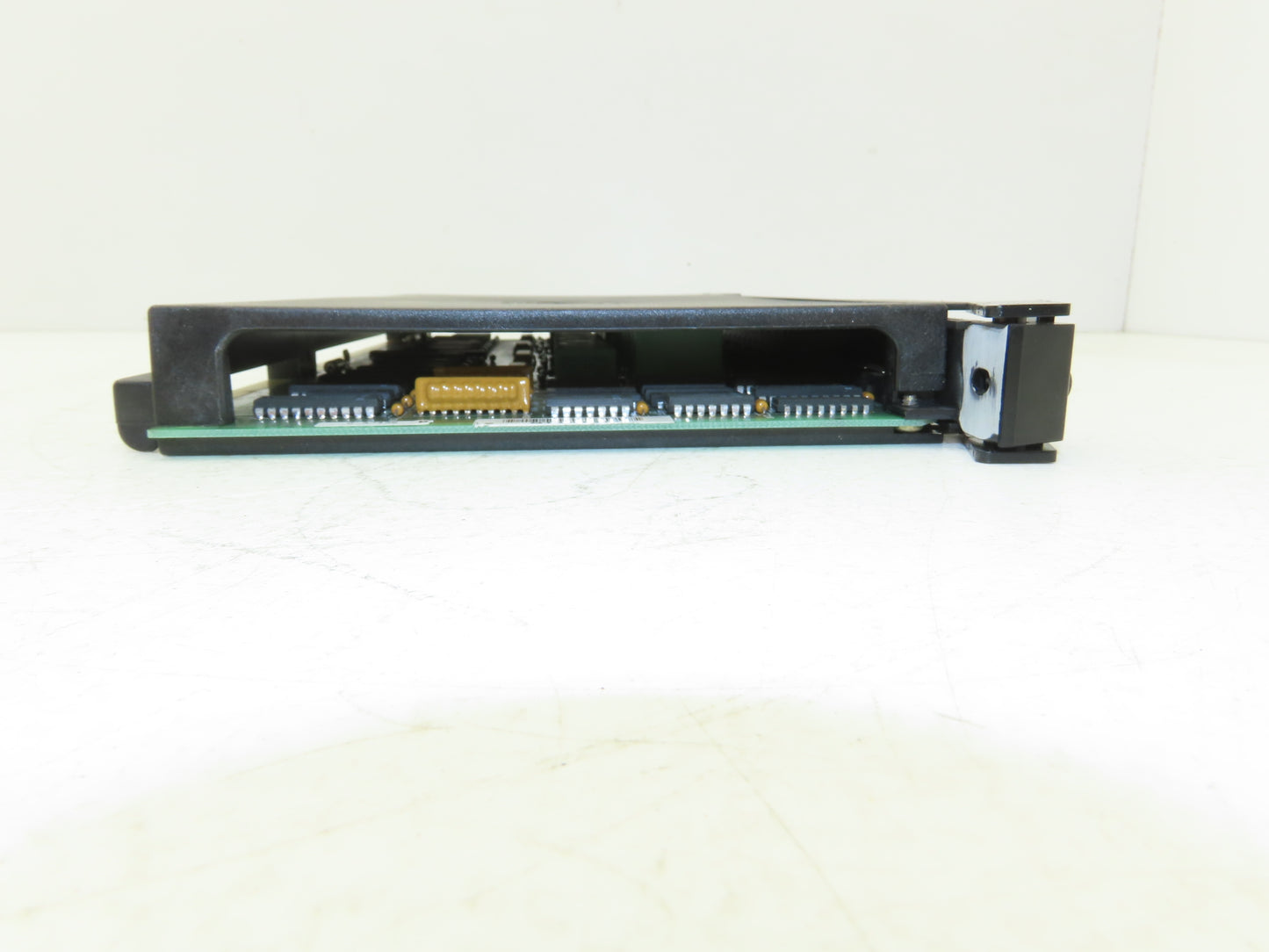 Reliance Electric 57456-B PLC AC Output Module 115V 16 Channel 61C500