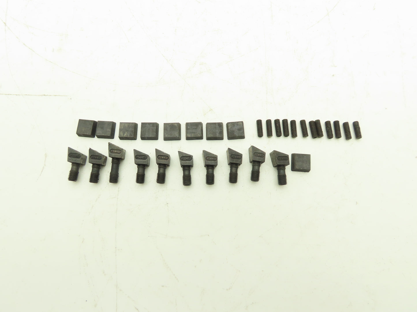 Kennametal 332545R00 Indexable End Face Mill 12-Insert Cutter 3" Head