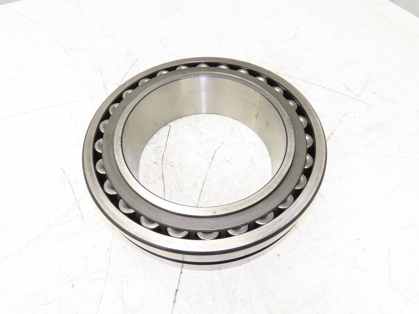 SKF 23038 CCKJ/W33 Spherical Roller Bearing 190mm ID x 290mm OD x 75mm Width