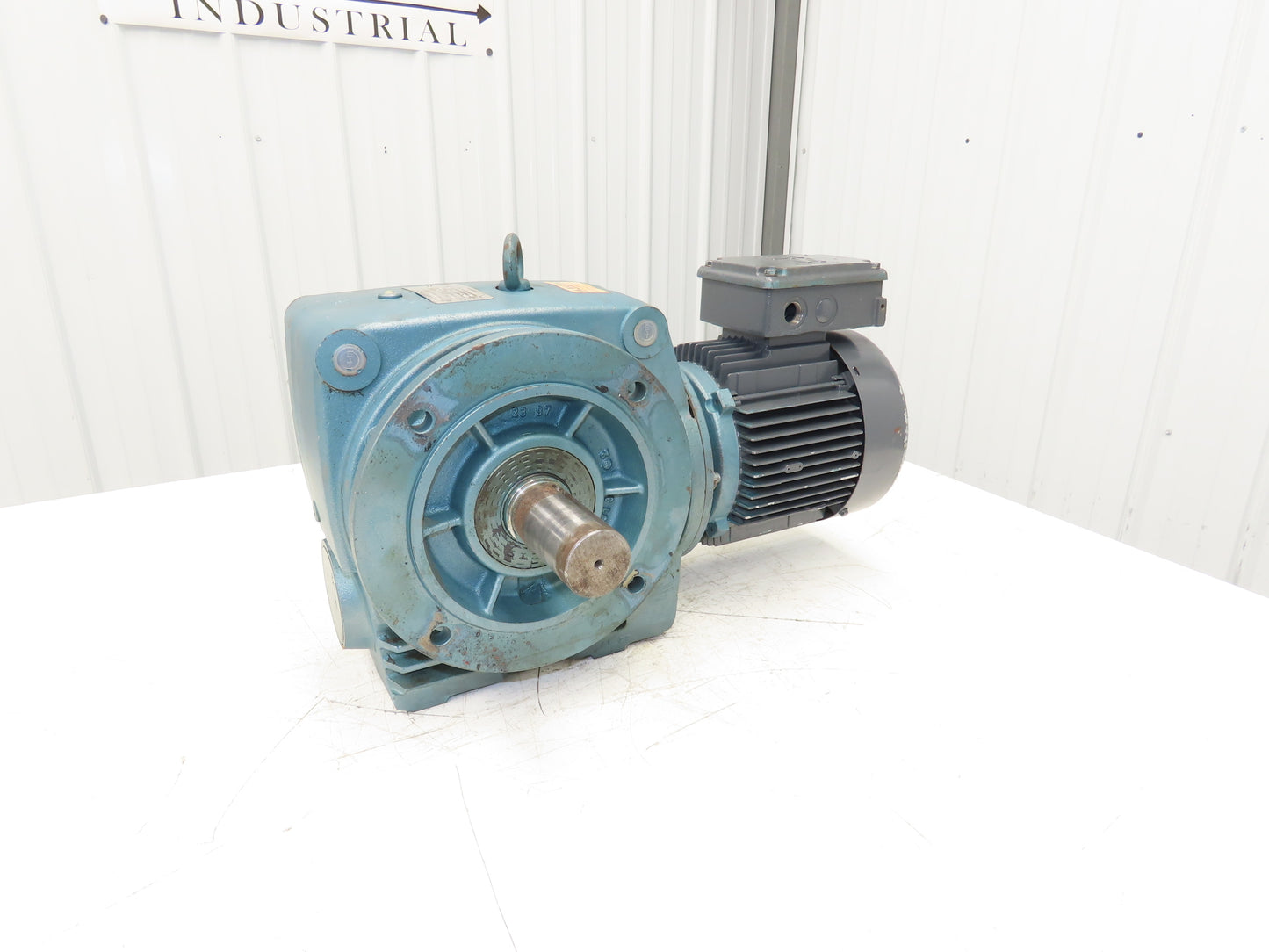 Sew SF72DT90L4 Worm Gearbox 114:1 Reducer 15RPM 2Hp 230/460V 3Ph 1-3/4" Shaft