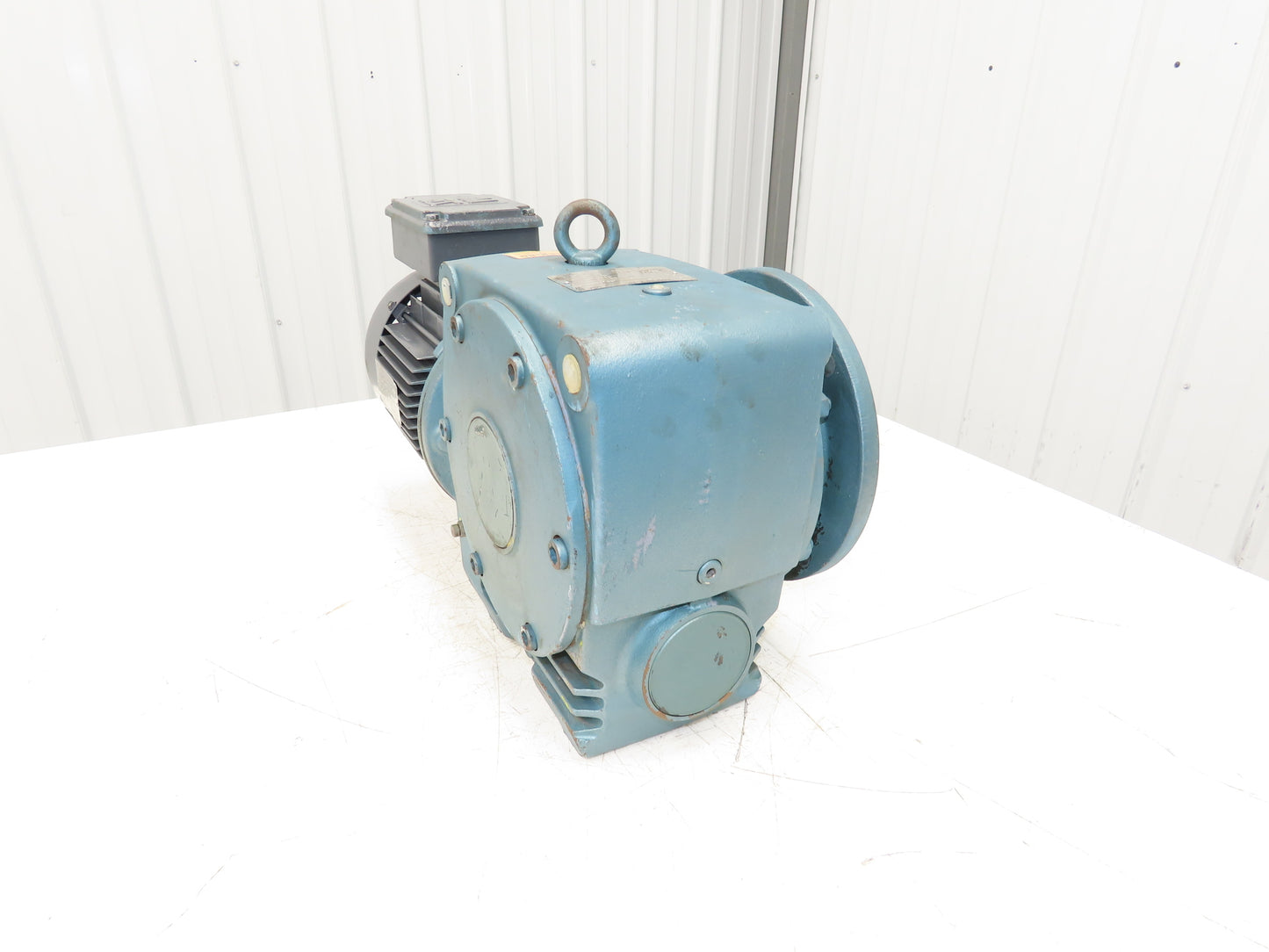 Sew SF72DT90L4 Worm Gearbox 114:1 Reducer 15RPM 2Hp 230/460V 3Ph 1-3/4" Shaft