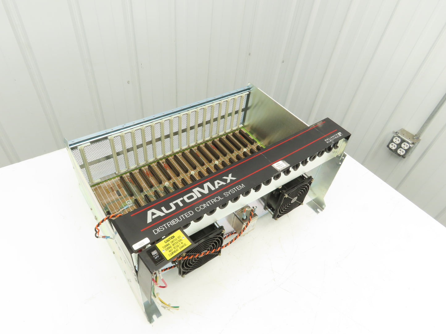 Reliance Electric 57C331 Automax PLC Slot Rack Control System 0-57516-1