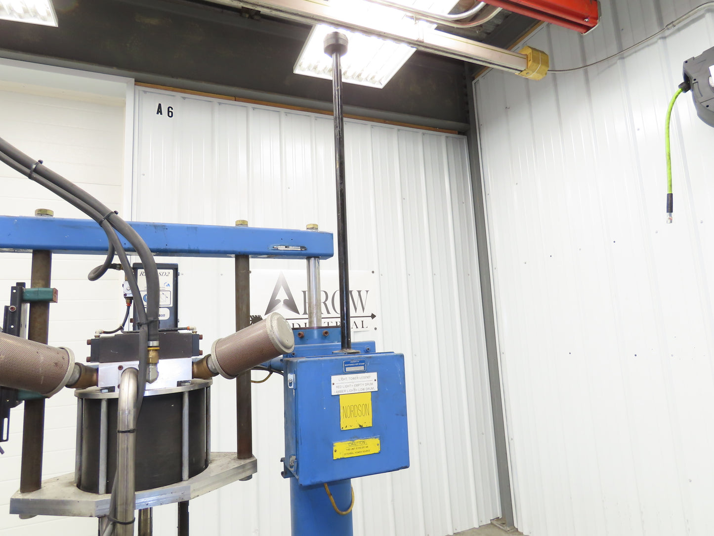 Nordson Rhino SD2 Drum Unloader Pneumatic Pump 48:1 Ratio 100PSI