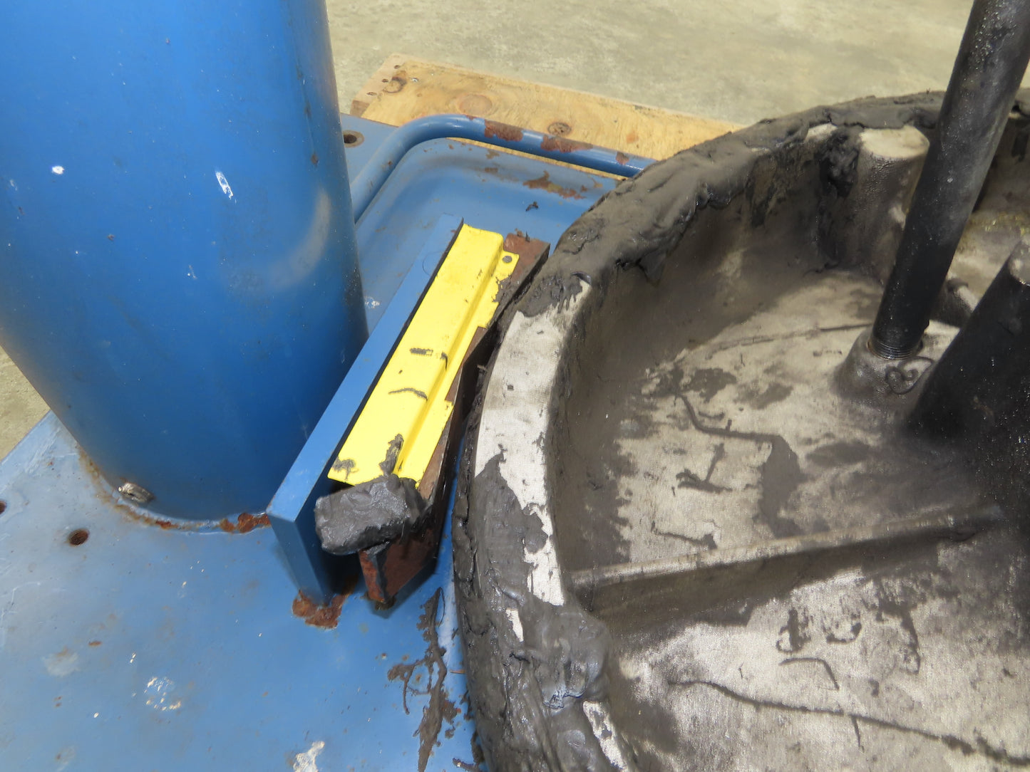 Nordson Rhino SD2 Drum Unloader Pneumatic Pump 48:1 Ratio 100PSI