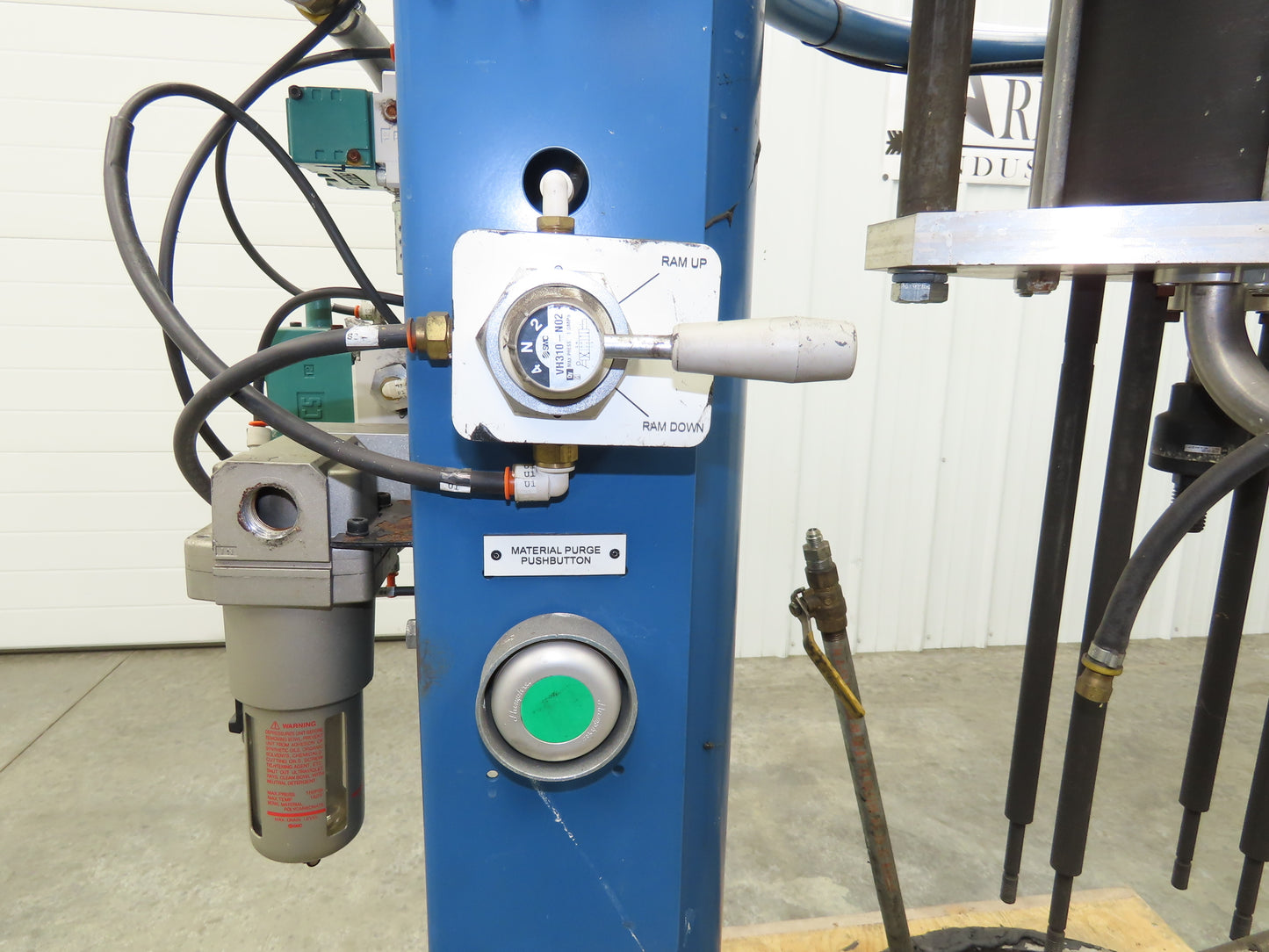 Nordson Rhino SD2 Drum Unloader Pneumatic Pump 48:1 Ratio 100PSI