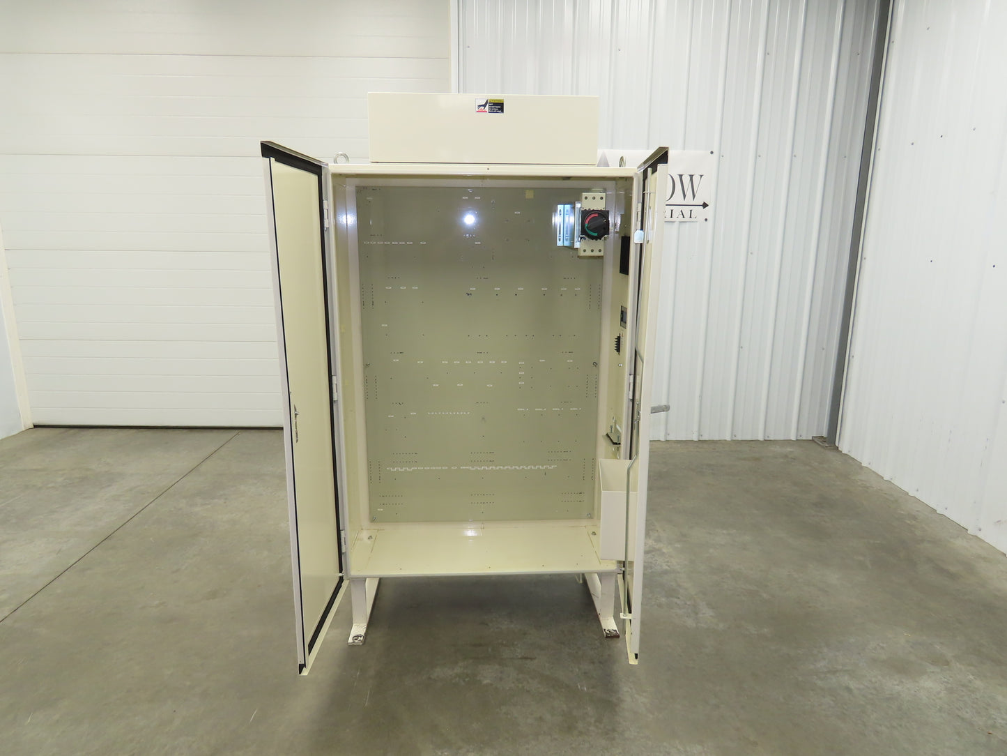 Freestanding Electrical Enclosure 1400x1000x400mm 75A Disconnect 55x39x16"
