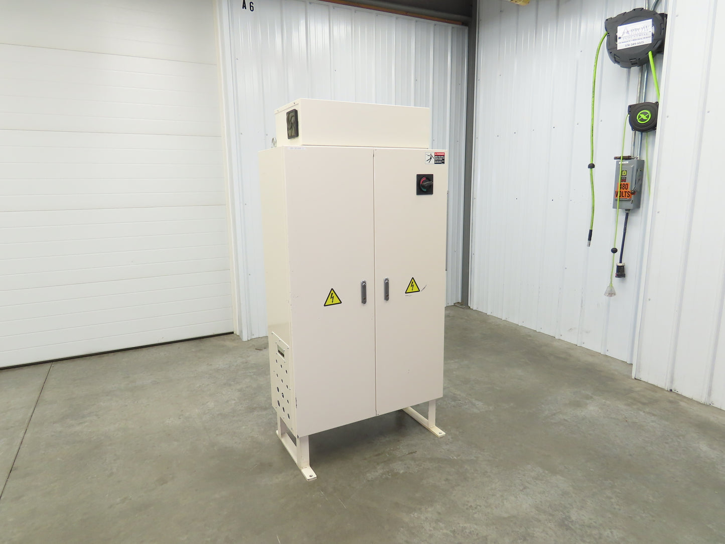 Freestanding Electrical Enclosure 1400x900x400mm 50A Disconnect 55x35x16"