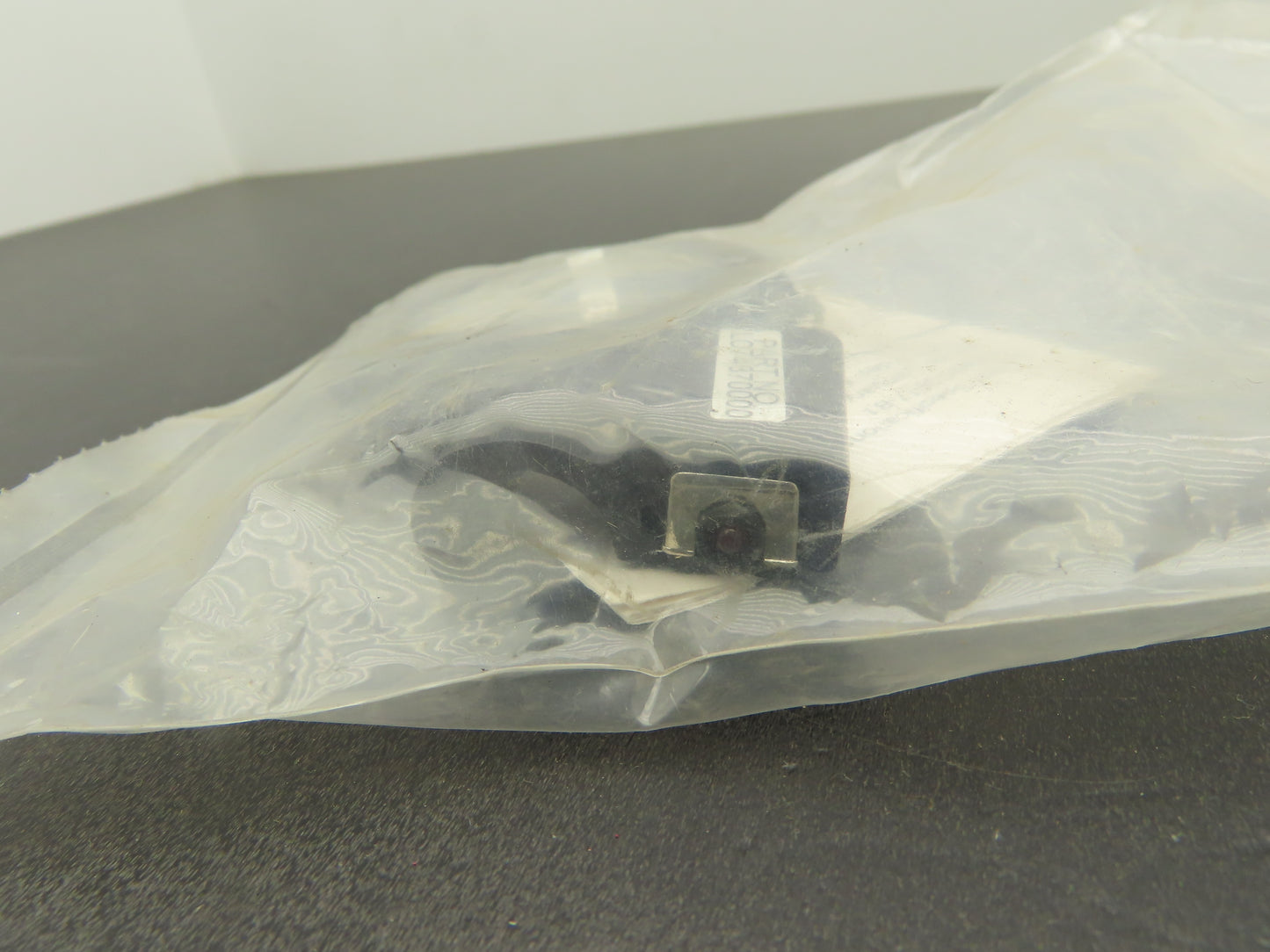 Parker L074870000 Reed Switch Cylinder Position Sensor LED 85-125VAC 5-30VDC