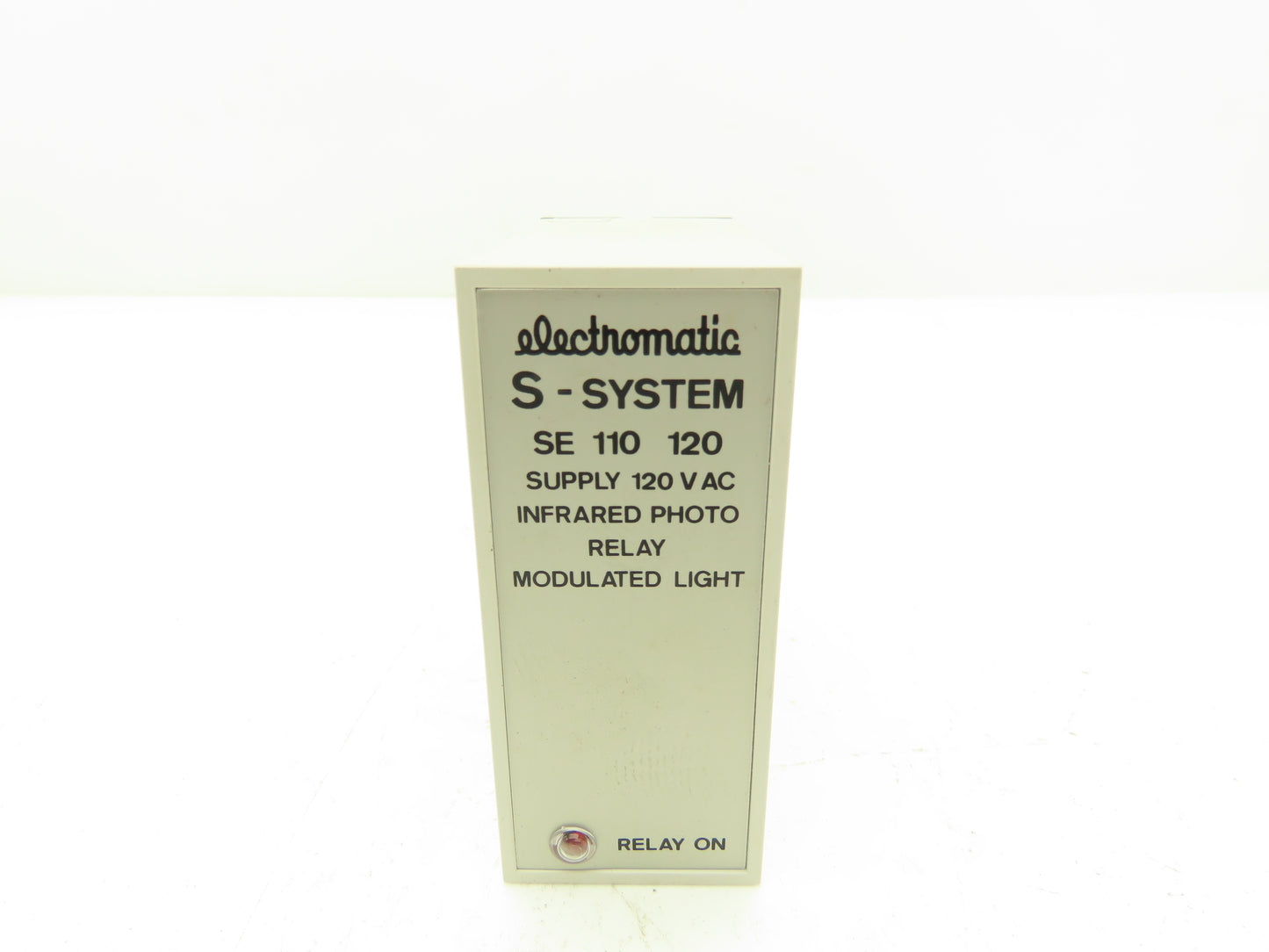 Electromatic SE 110 120 S-System Infrared Photo Relay Modulated Light 11Pin 120V
