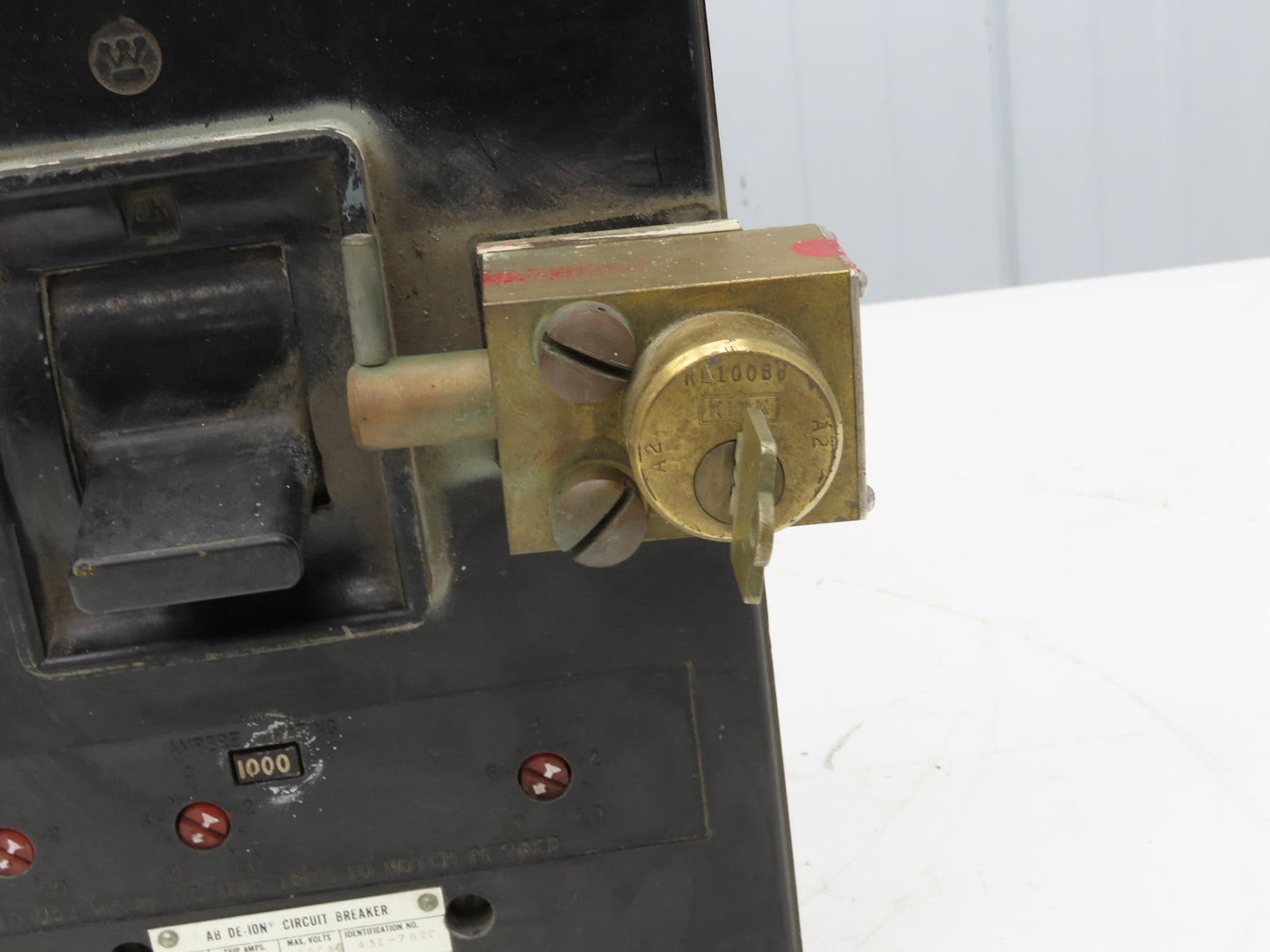 Westinghouse AB De-Ion Circuit Breaker 1000A 3-Pole Shunt 600VAC Mag Trip
