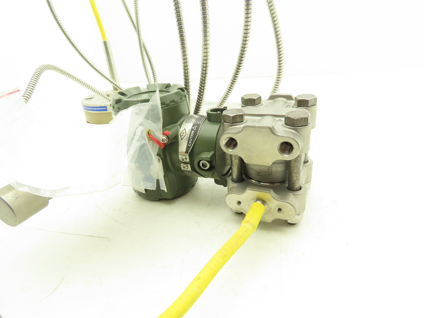 Yokagawa EJA-430A DPHarp Transmitter with Wika Pressure Transducer 430PSI 24VDC