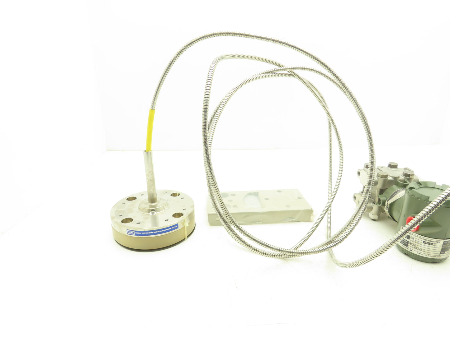 Yokagawa EJA-430A DPHarp Transmitter with Wika Pressure Transducer 430PSI 24VDC