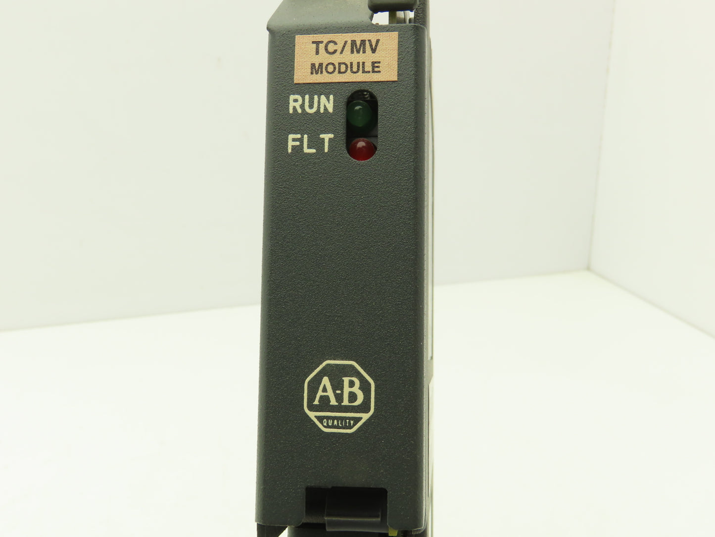 Allen Bradley 1771IXE B Thermocouple Millivolt Input Module Firmware Rev B Ser B