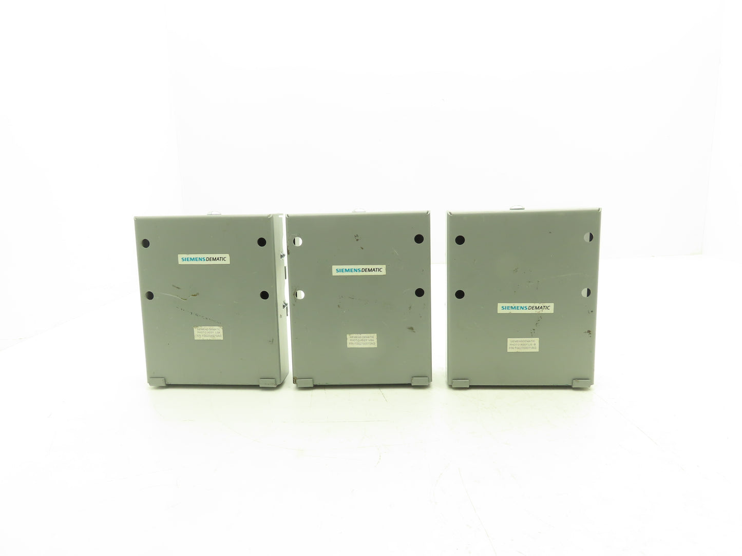 Siemens Dematic F002700070AG Photoeye Switch 42SML-7110  42SMR-7110  Lot of 3