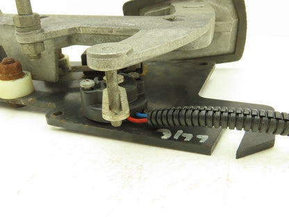 Yale Forklift Throttle Accelerator Pedal Bracket/Potentiometer ERC060GHN36TE084