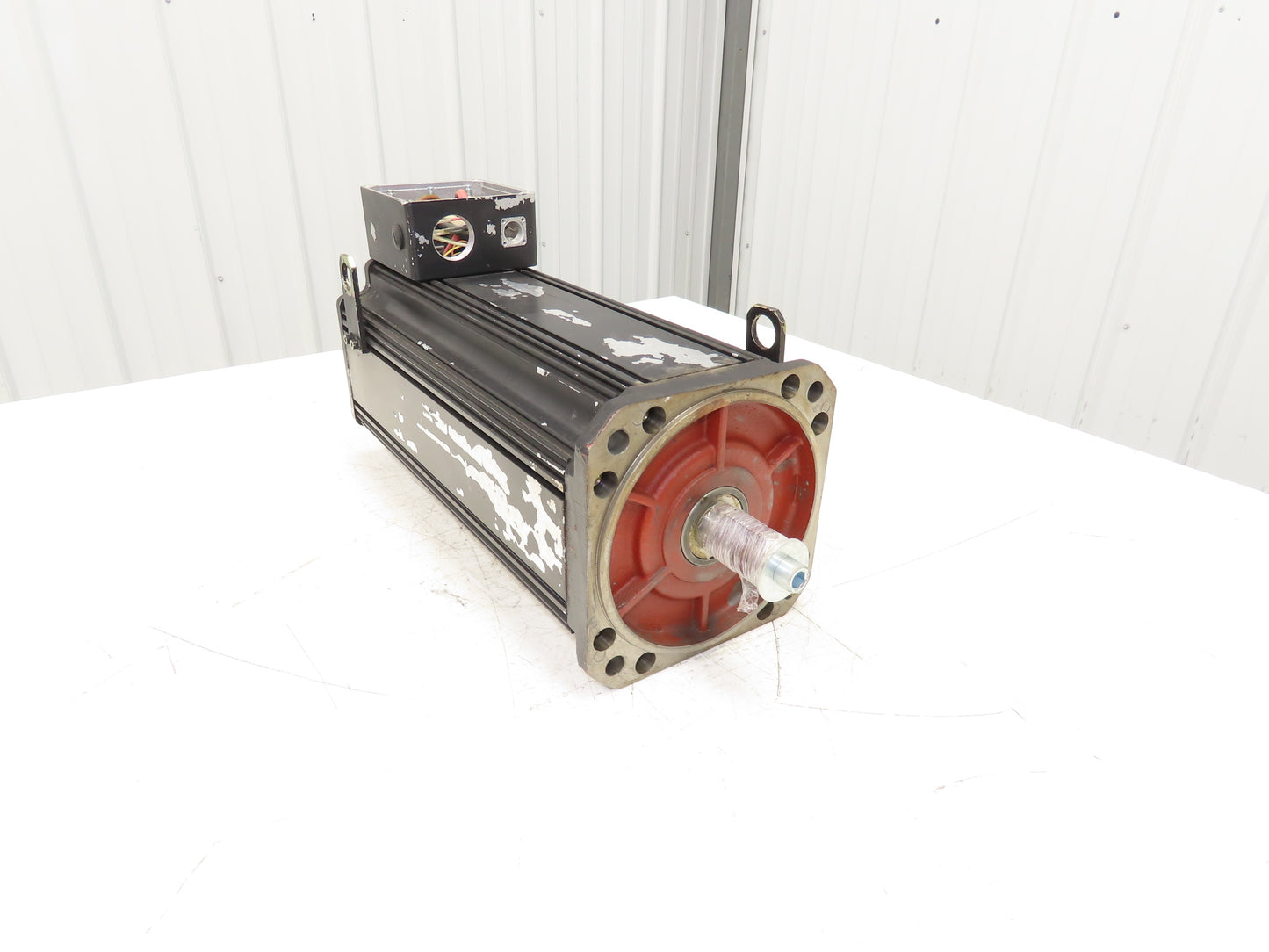 Parvex LD960CFR2001 Brushless Servo Motor 280V 1750 RPM 70Nm