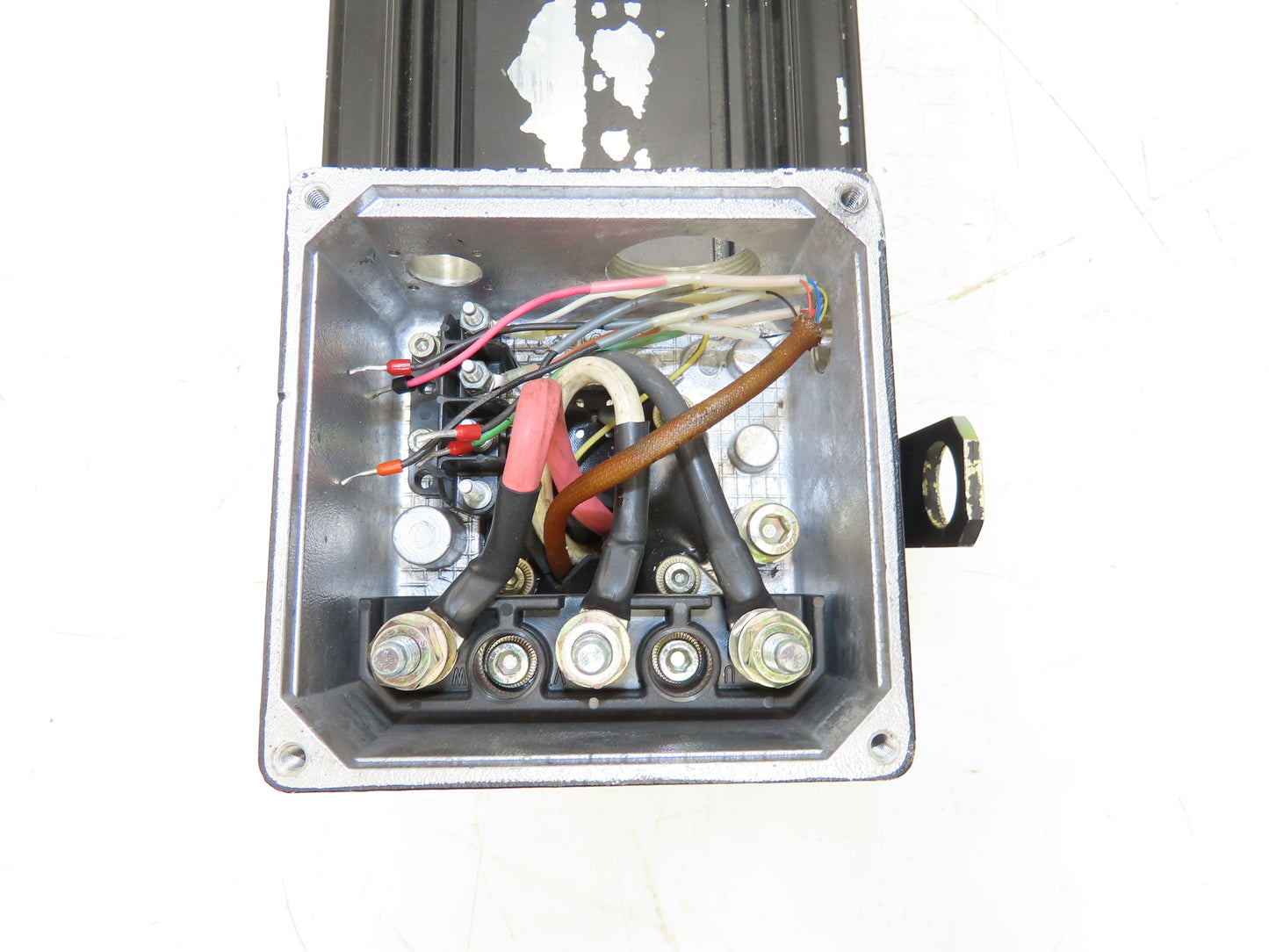 Parvex LD960CFR2001 Brushless Servo Motor 280V 1750 RPM 70Nm
