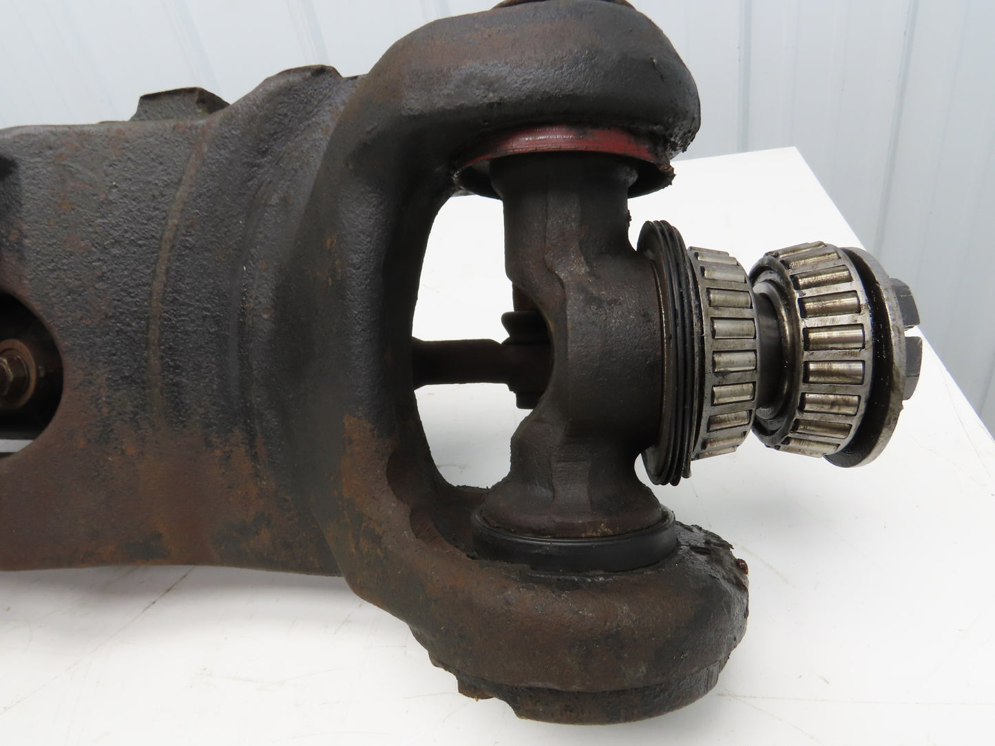 Yale Forklift Dual-Wheel Rear Axle Assembly Off ERC060GHN36TE084