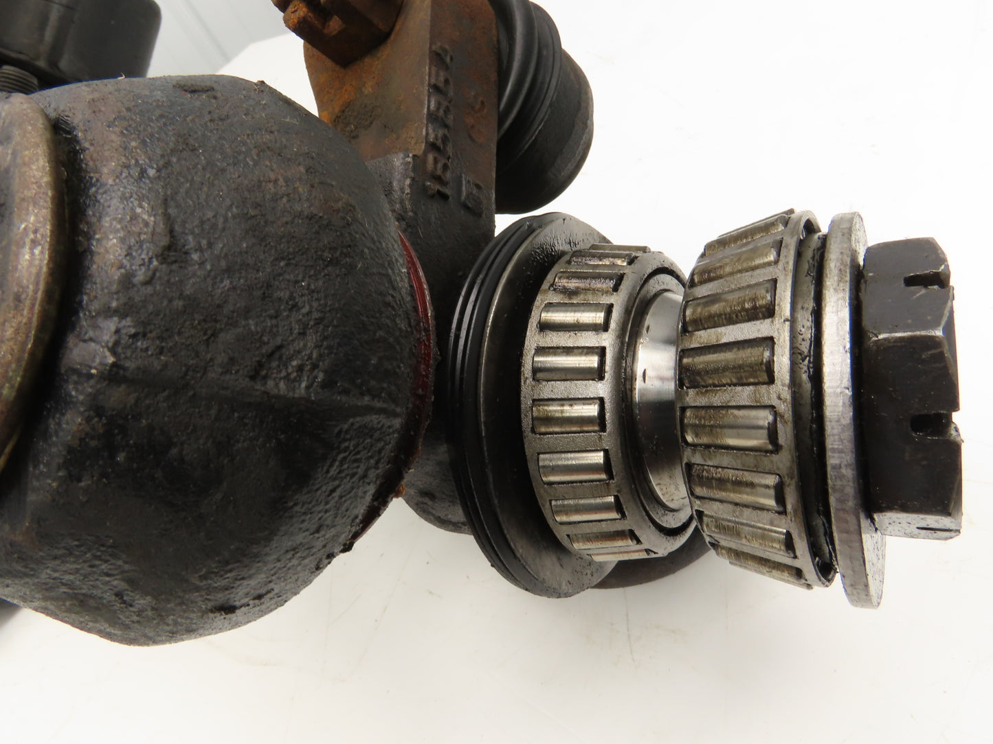 Yale Forklift Dual-Wheel Rear Axle Assembly Off ERC060GHN36TE084