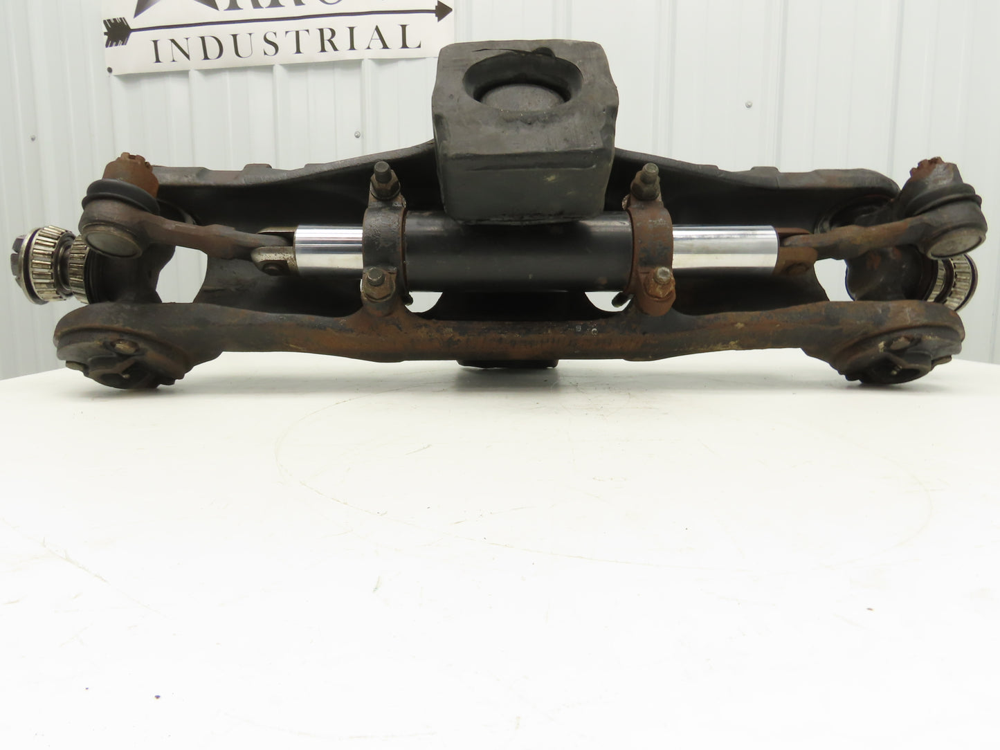Yale Forklift Dual-Wheel Rear Axle Assembly Off ERC060GHN36TE084