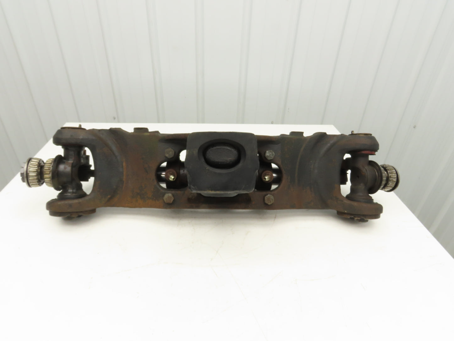 Yale Forklift Dual-Wheel Rear Axle Assembly Off ERC060GHN36TE084