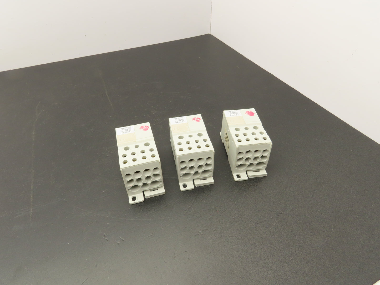 Entrelec BRU 400A Power Distribution Terminal Block 400A Lot of 3